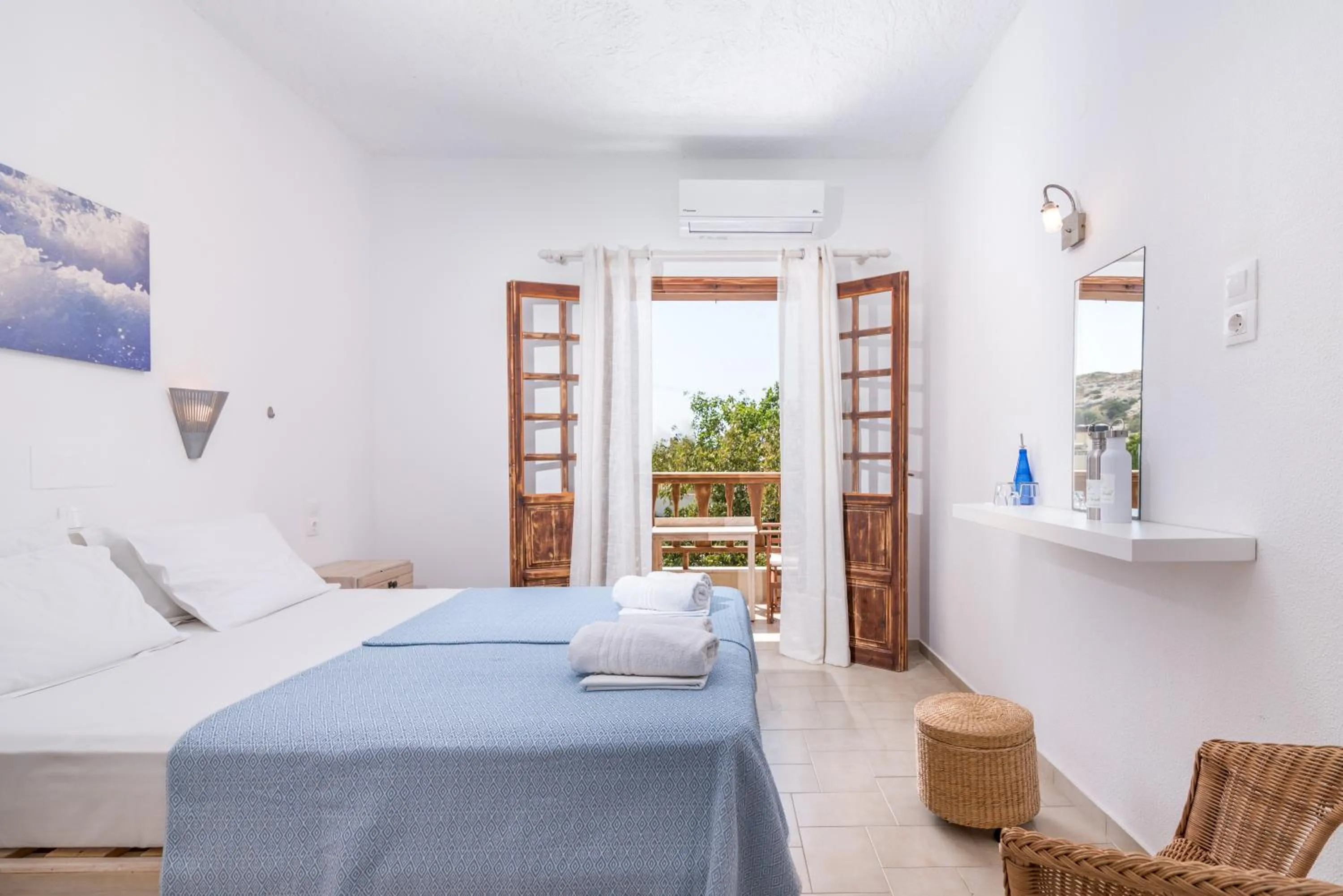 Bed in Die Zwei Brüder Art & Suites