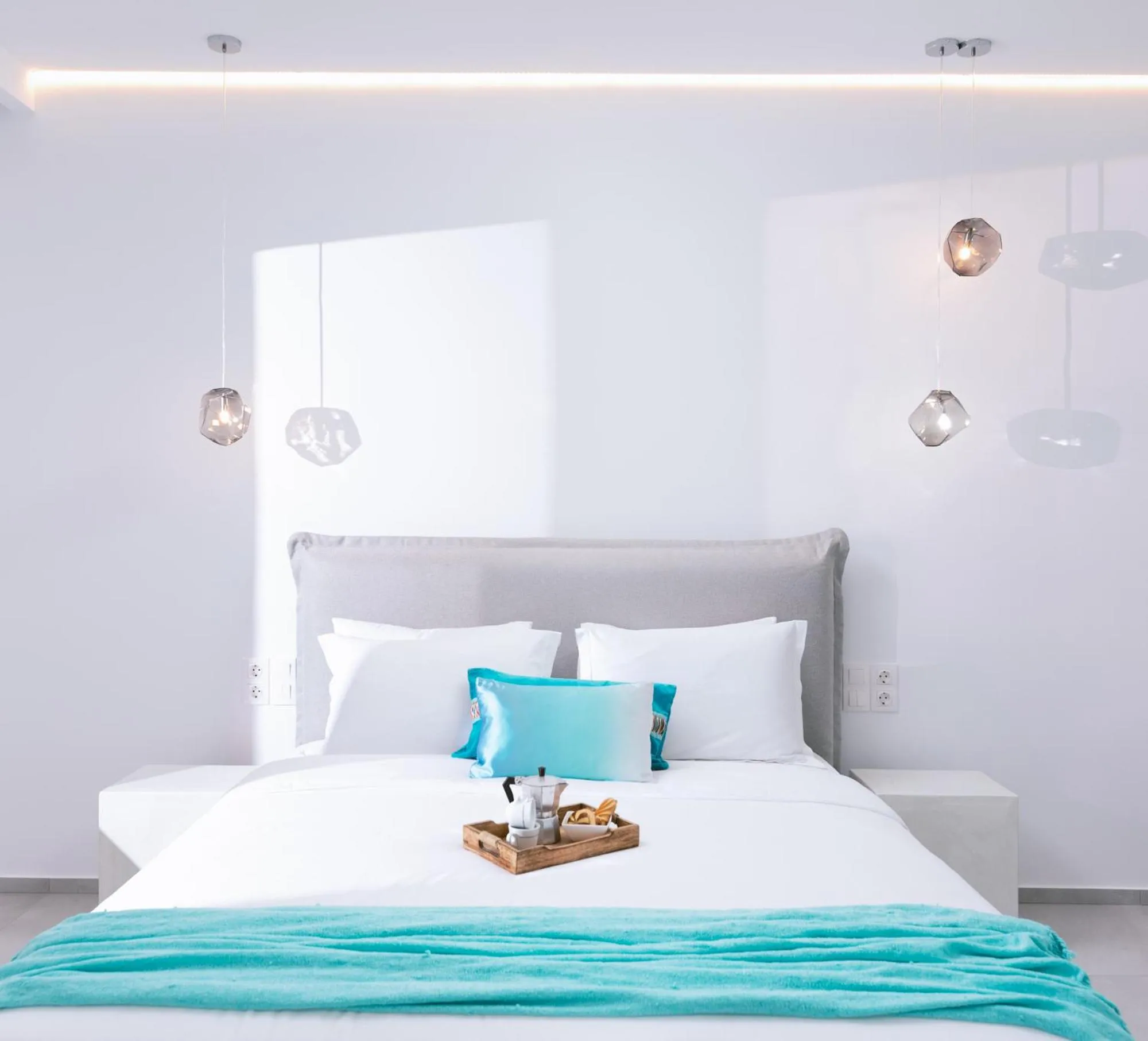 Bed in Die Zwei Brüder Art & Suites