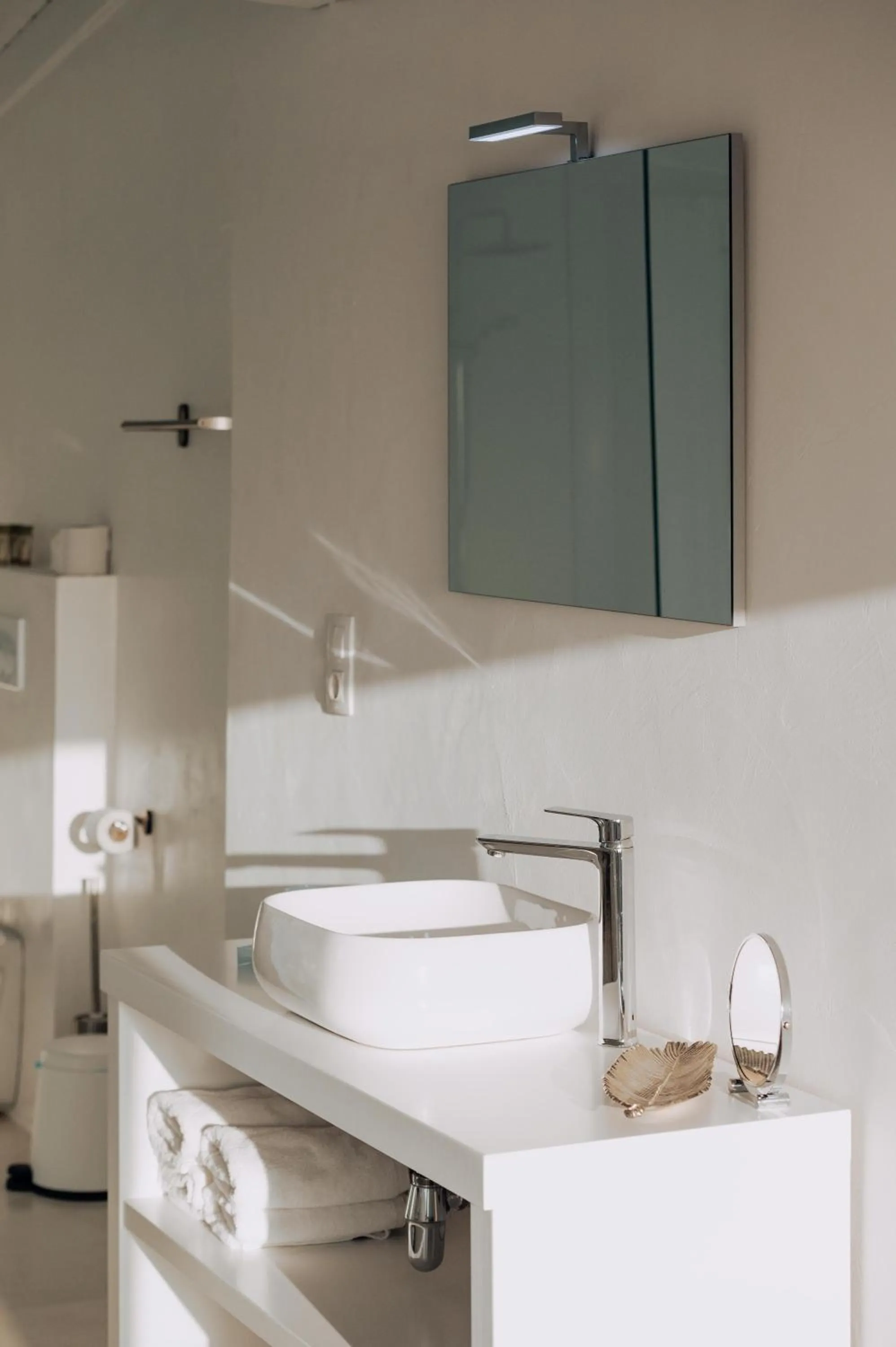 Die Zwei Brüder Art & Suites