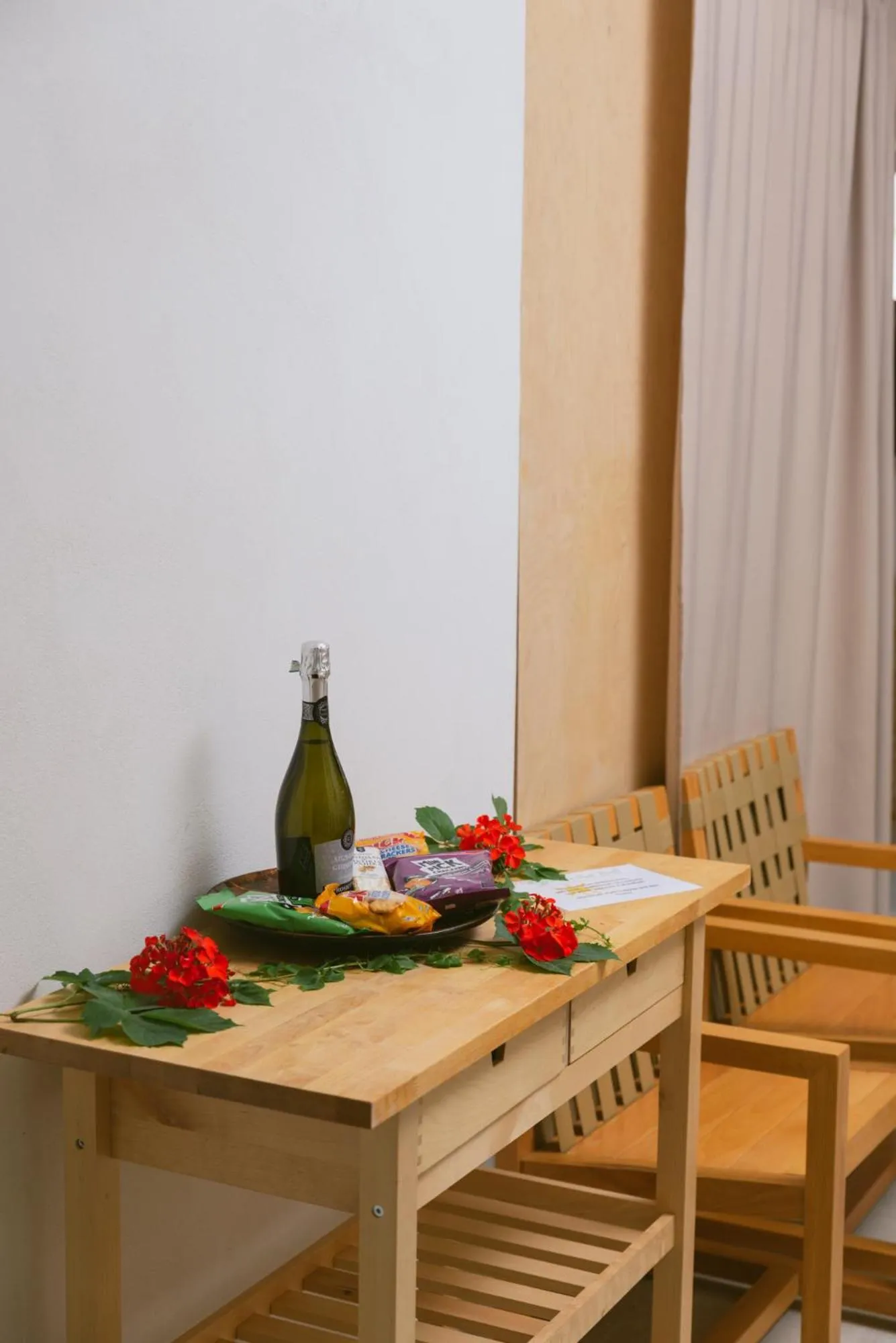 Die Zwei Brüder Art & Suites