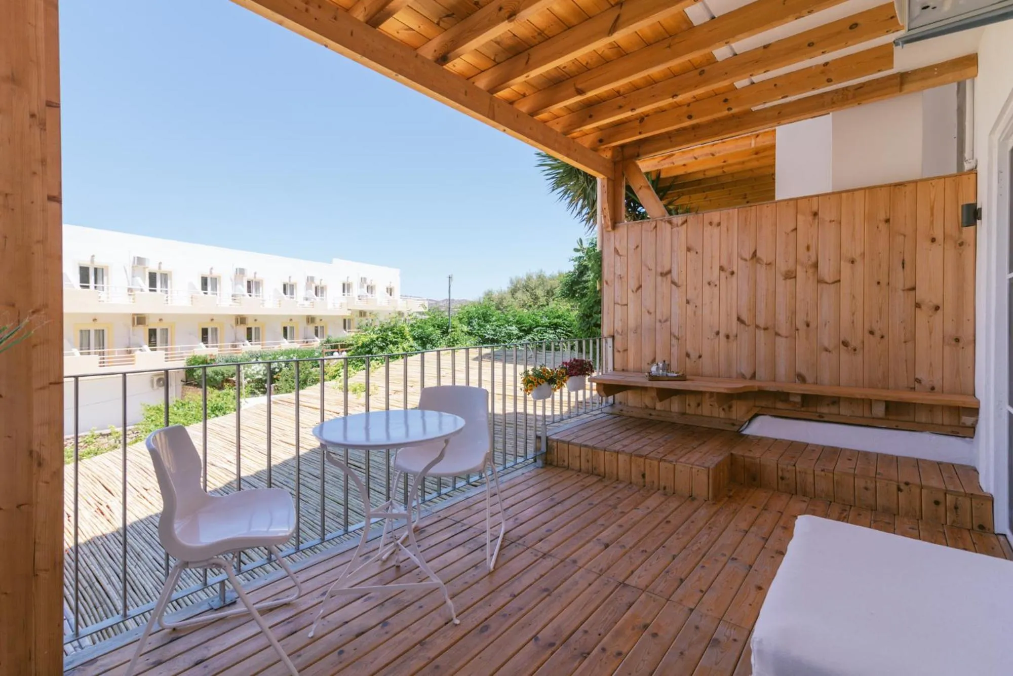 Die Zwei Brüder Art & Suites