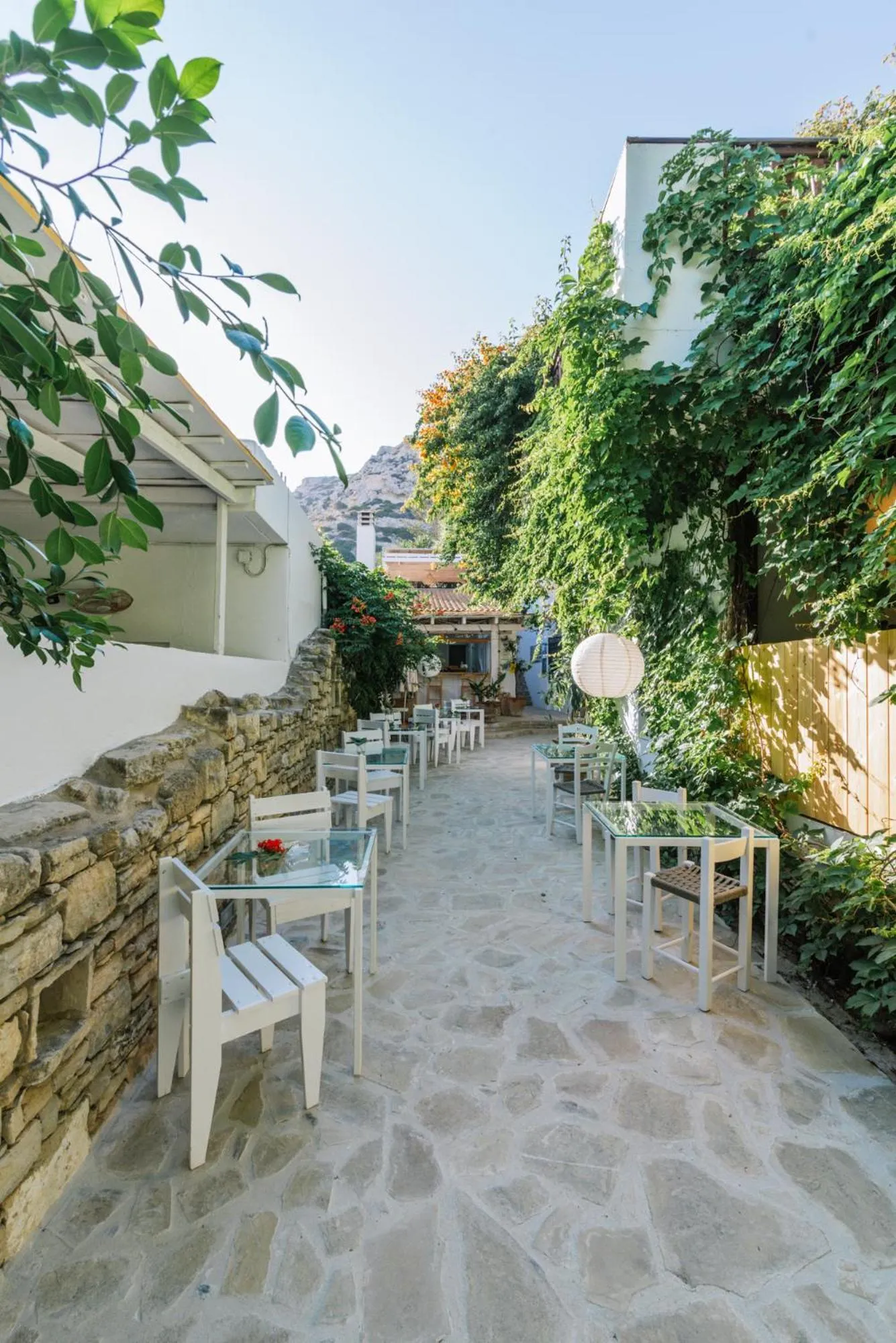 Die Zwei Brüder Art & Suites