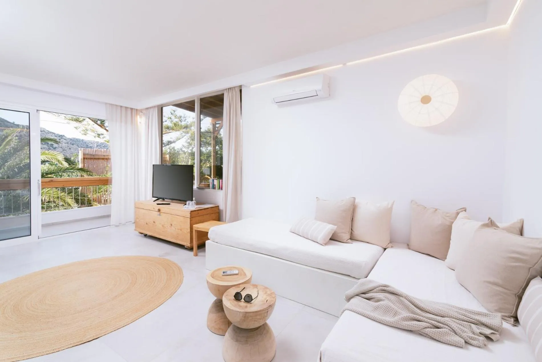 Die Zwei Brüder Art & Suites