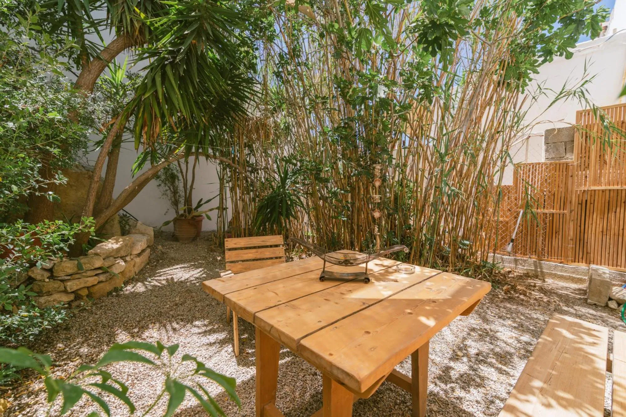 Die Zwei Brüder Art & Suites