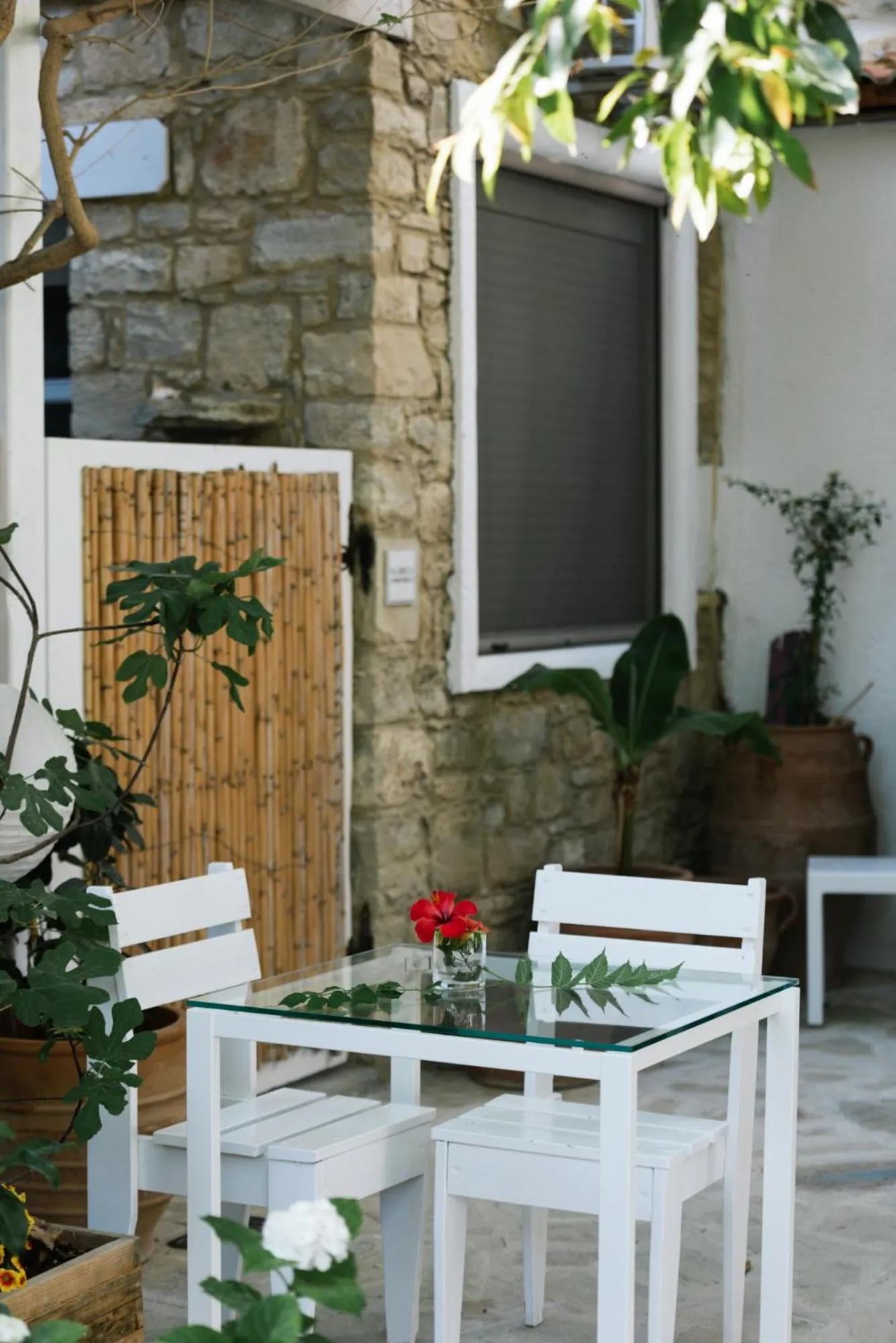 Die Zwei Brüder Art & Suites