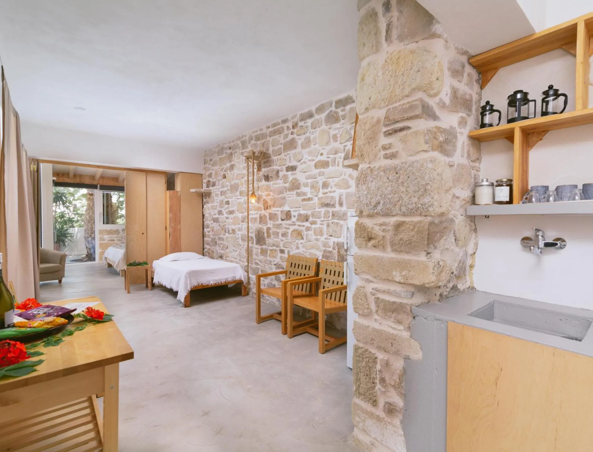 Bed in Die Zwei Brüder Art & Suites