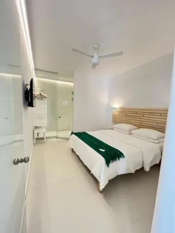 Bed in Die Zwei Brüder Art & Suites