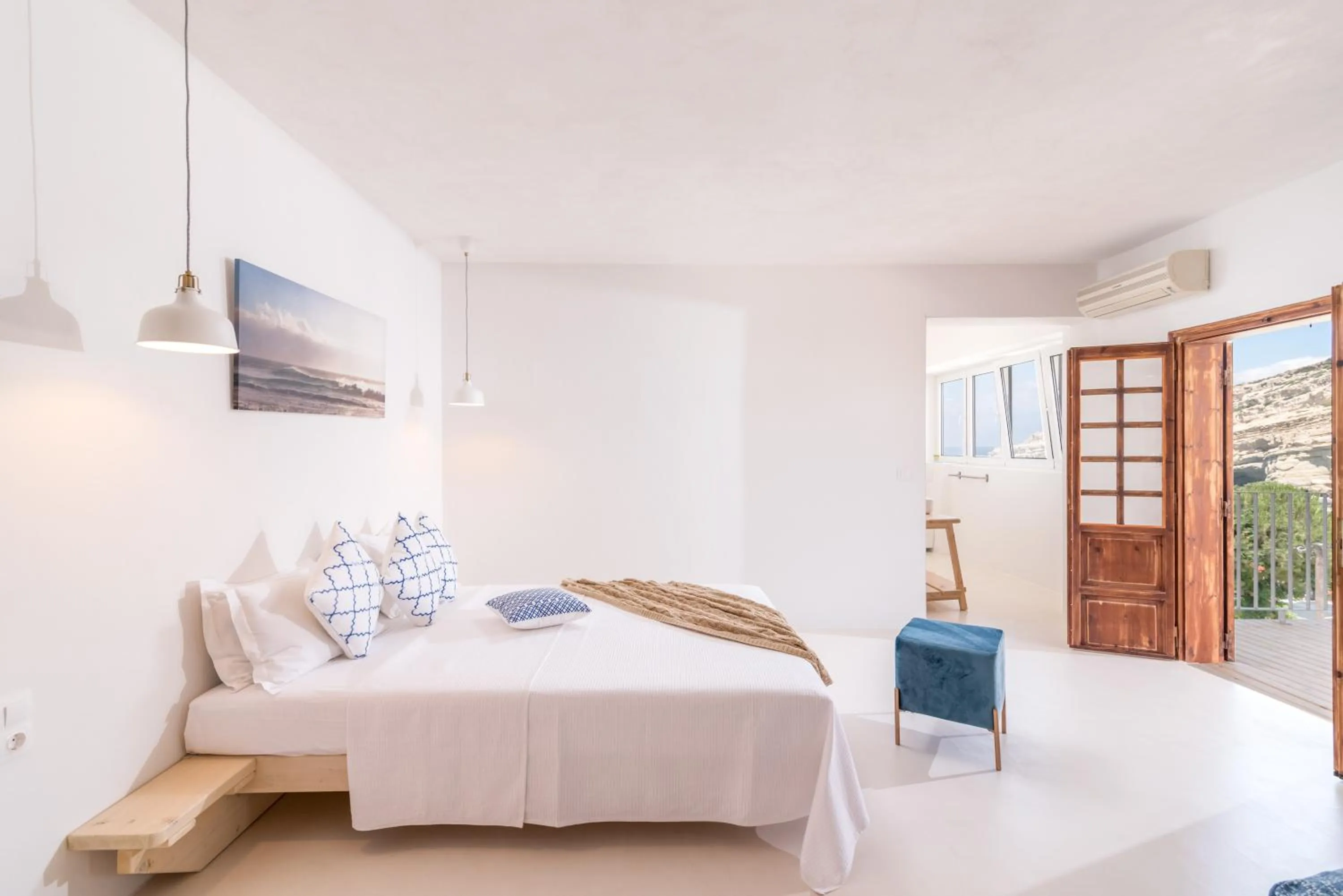 Bed in Die Zwei Brüder Art & Suites