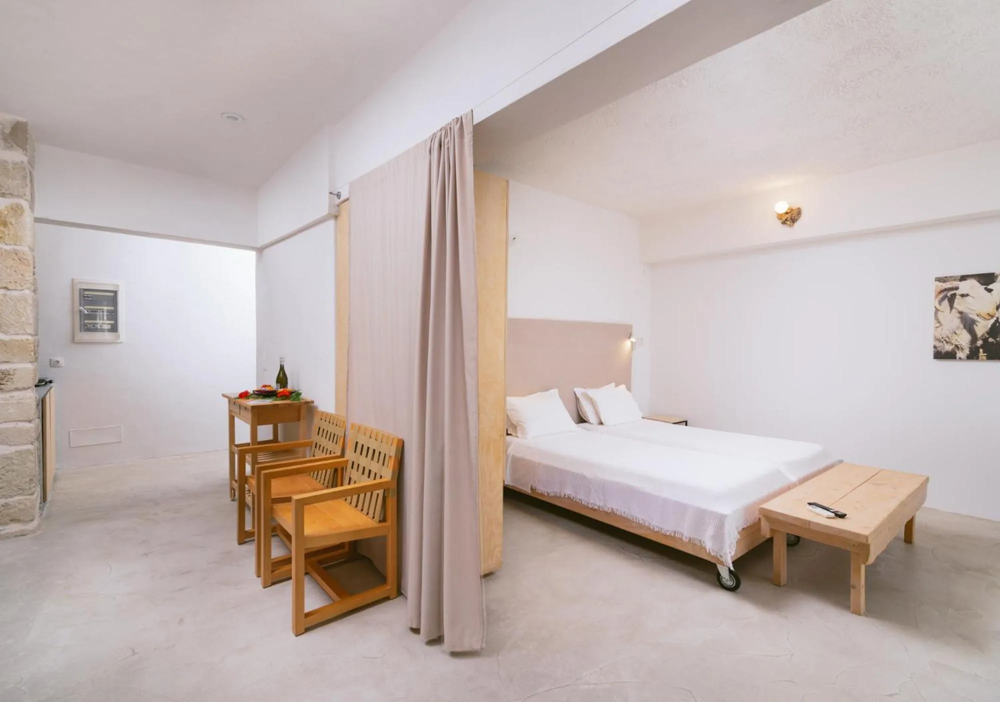 Bed in Die Zwei Brüder Art & Suites