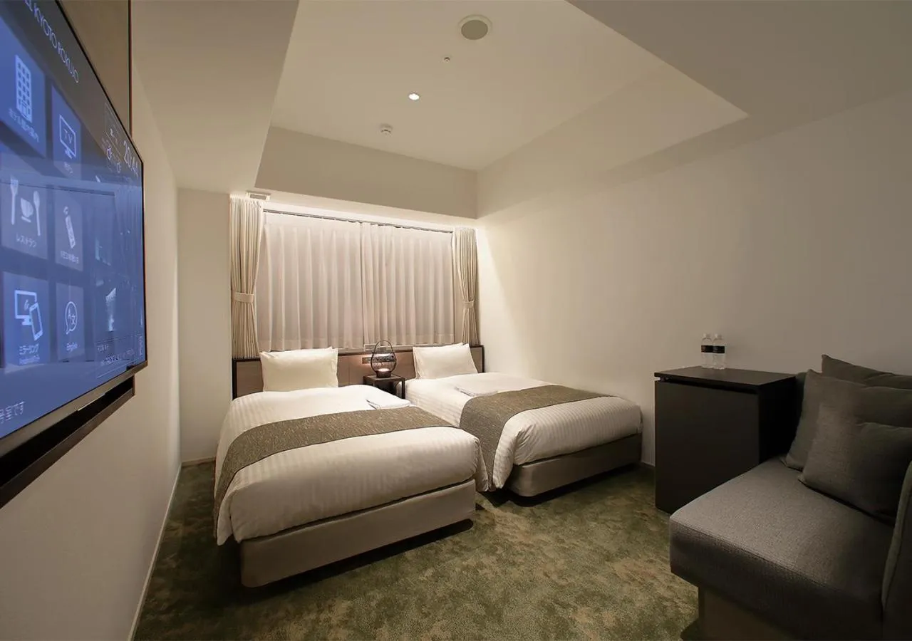 Photo of the whole room, Bed in ORIENTAL HOTEL KYOTO ROKUJO