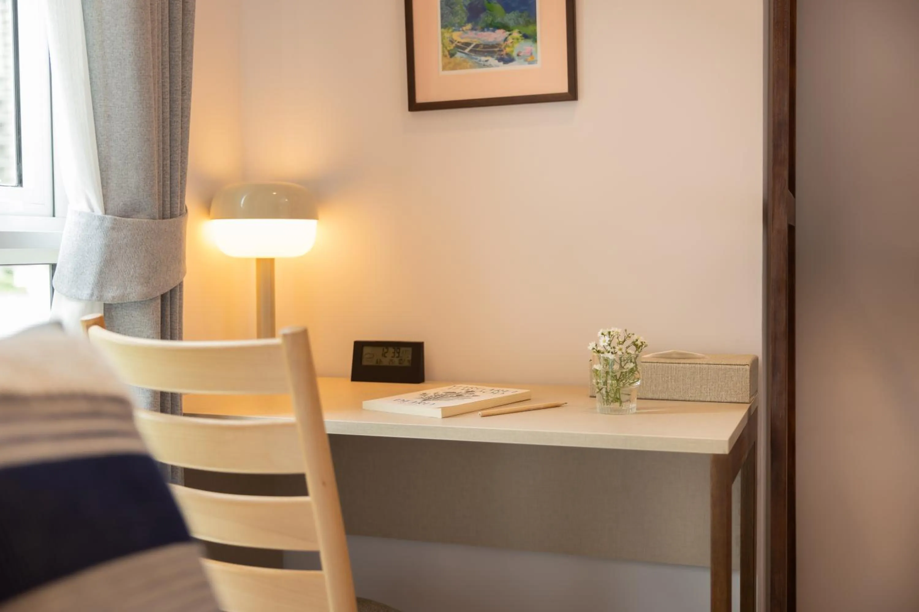 Photo of the whole room, Bed in SOVA Hotel Bangkok