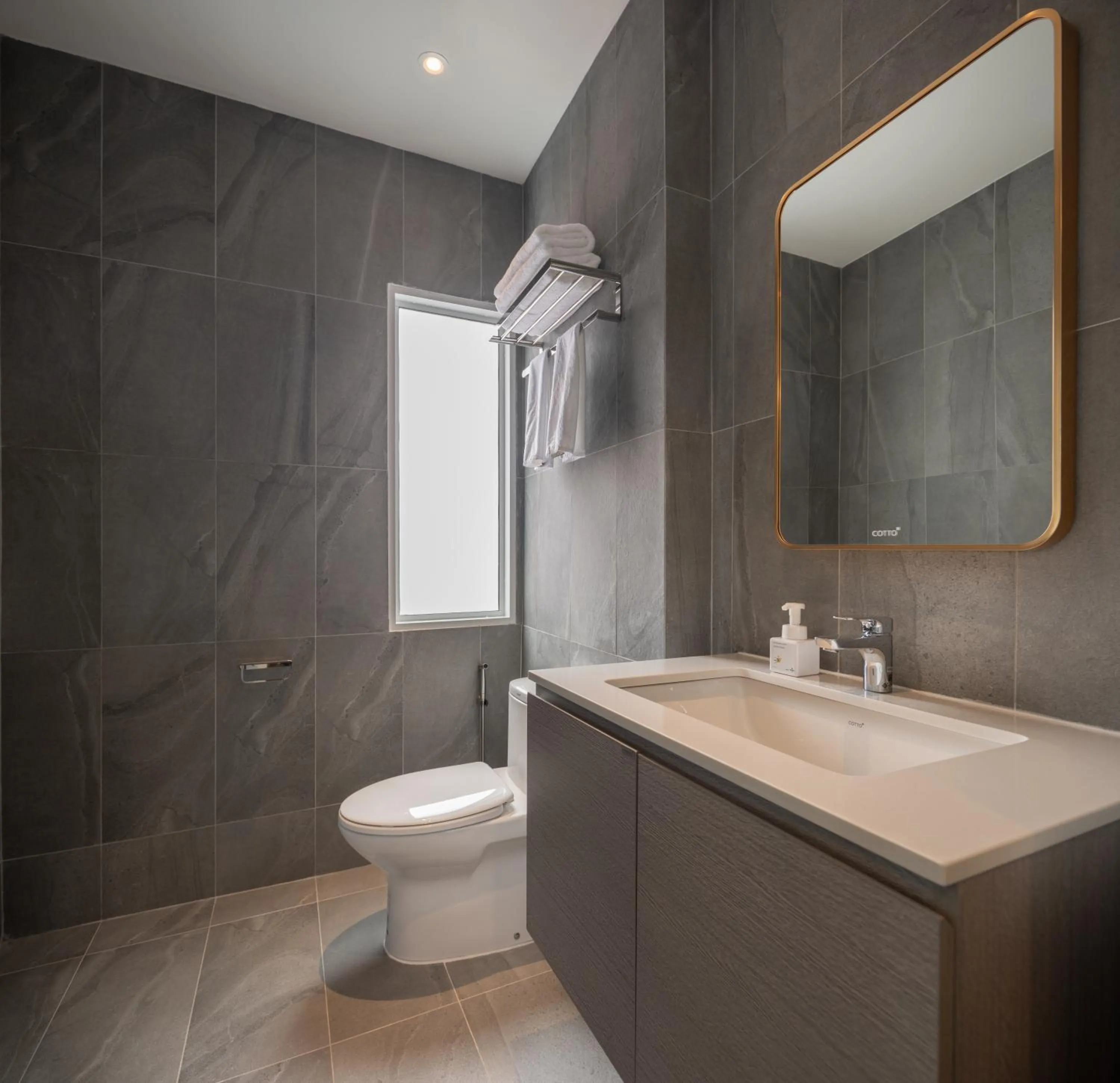 Toilet in SOVA Hotel Bangkok