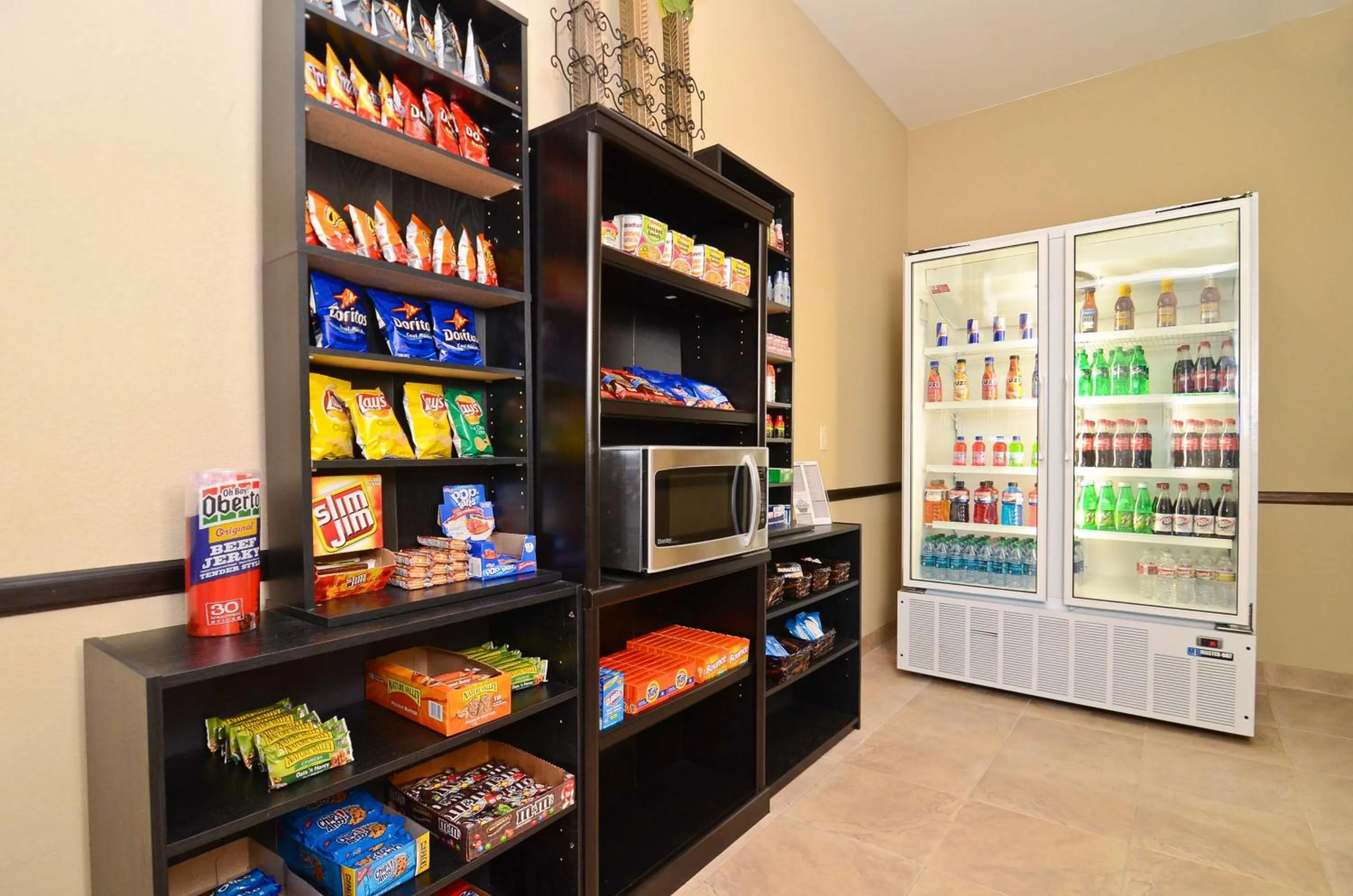 Property building in Best Western Plus Emory at Lake Fork Inn & Suites