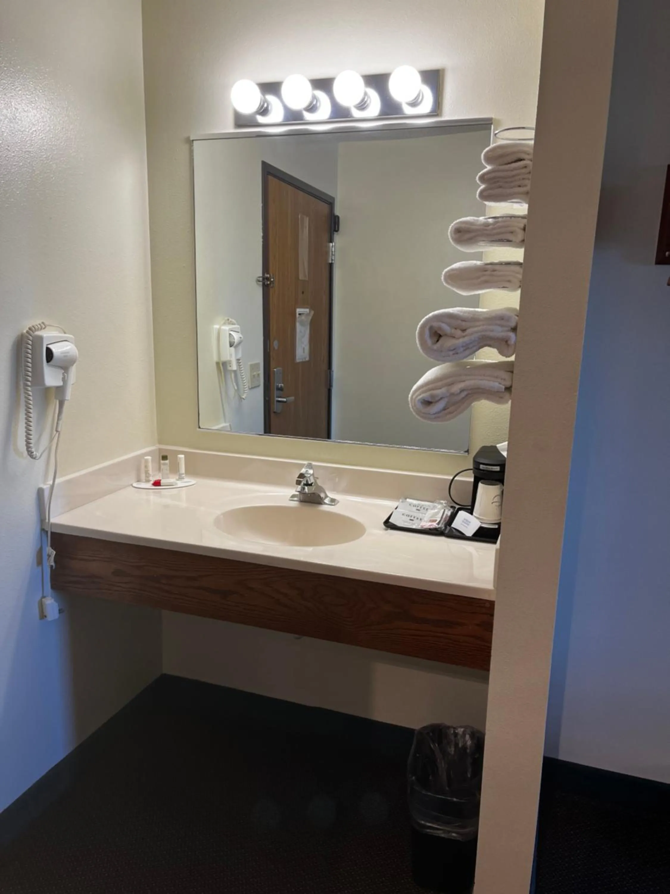 Bathroom in Super 8 by Wyndham Smithville Kansas City