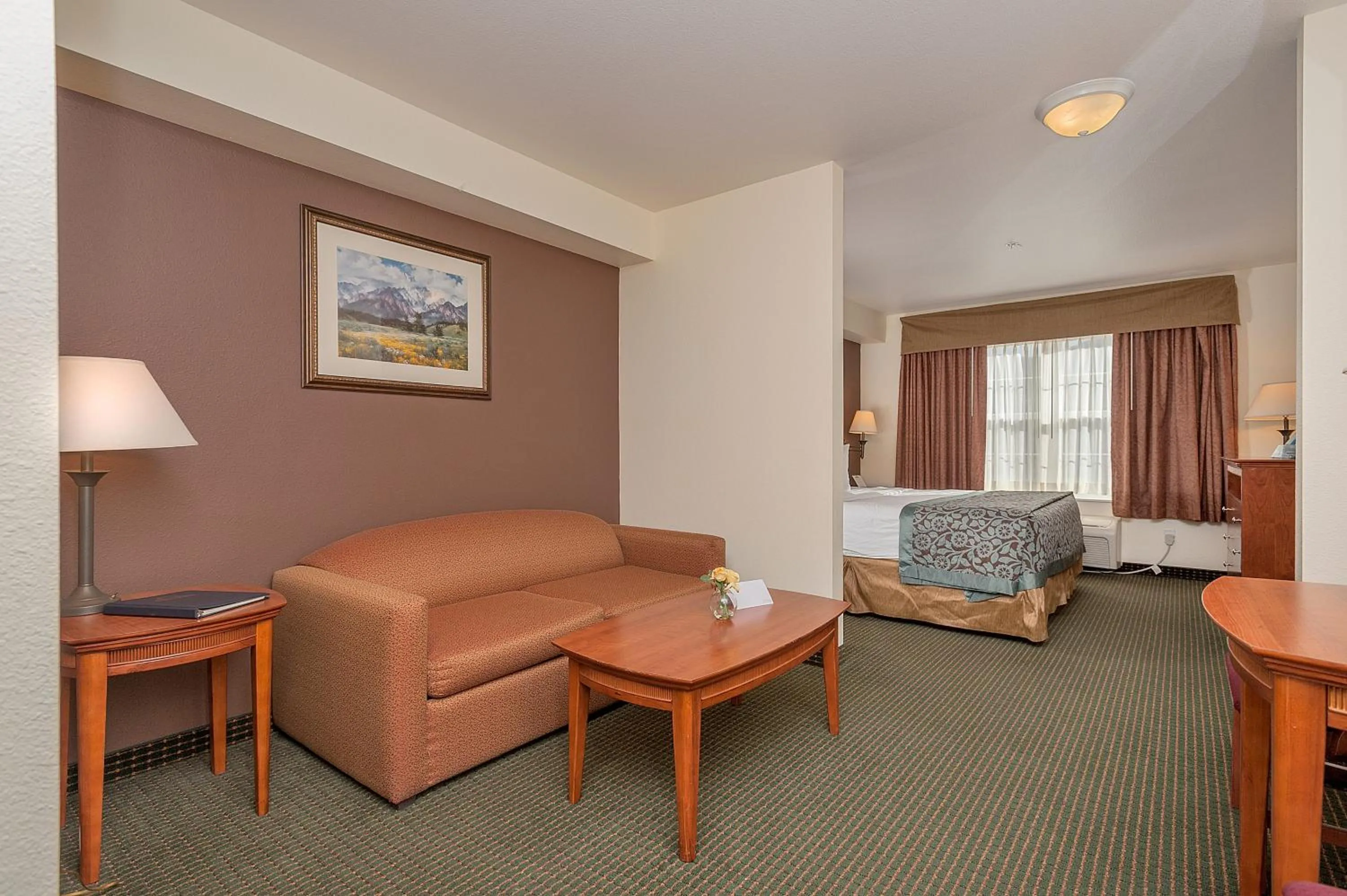 Bed in Days Inn by Wyndham Manitou Springs