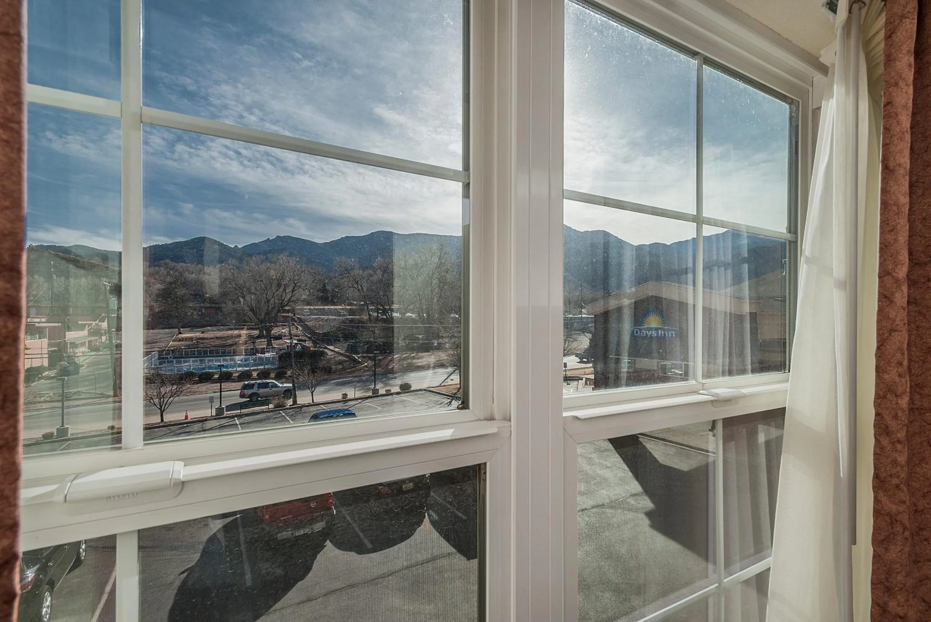 Mountain view in Days Inn by Wyndham Manitou Springs