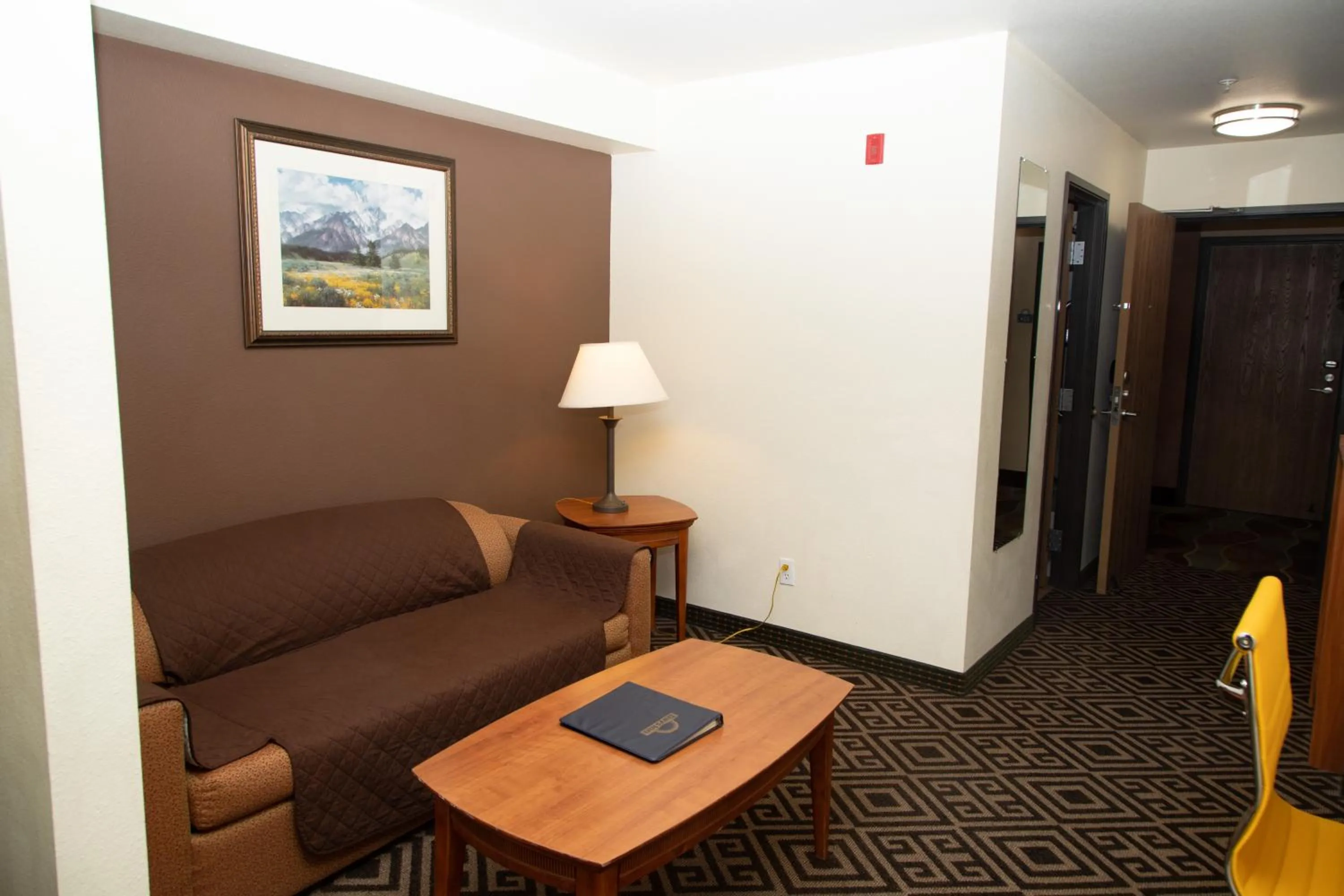 Bedroom in Days Inn by Wyndham Manitou Springs