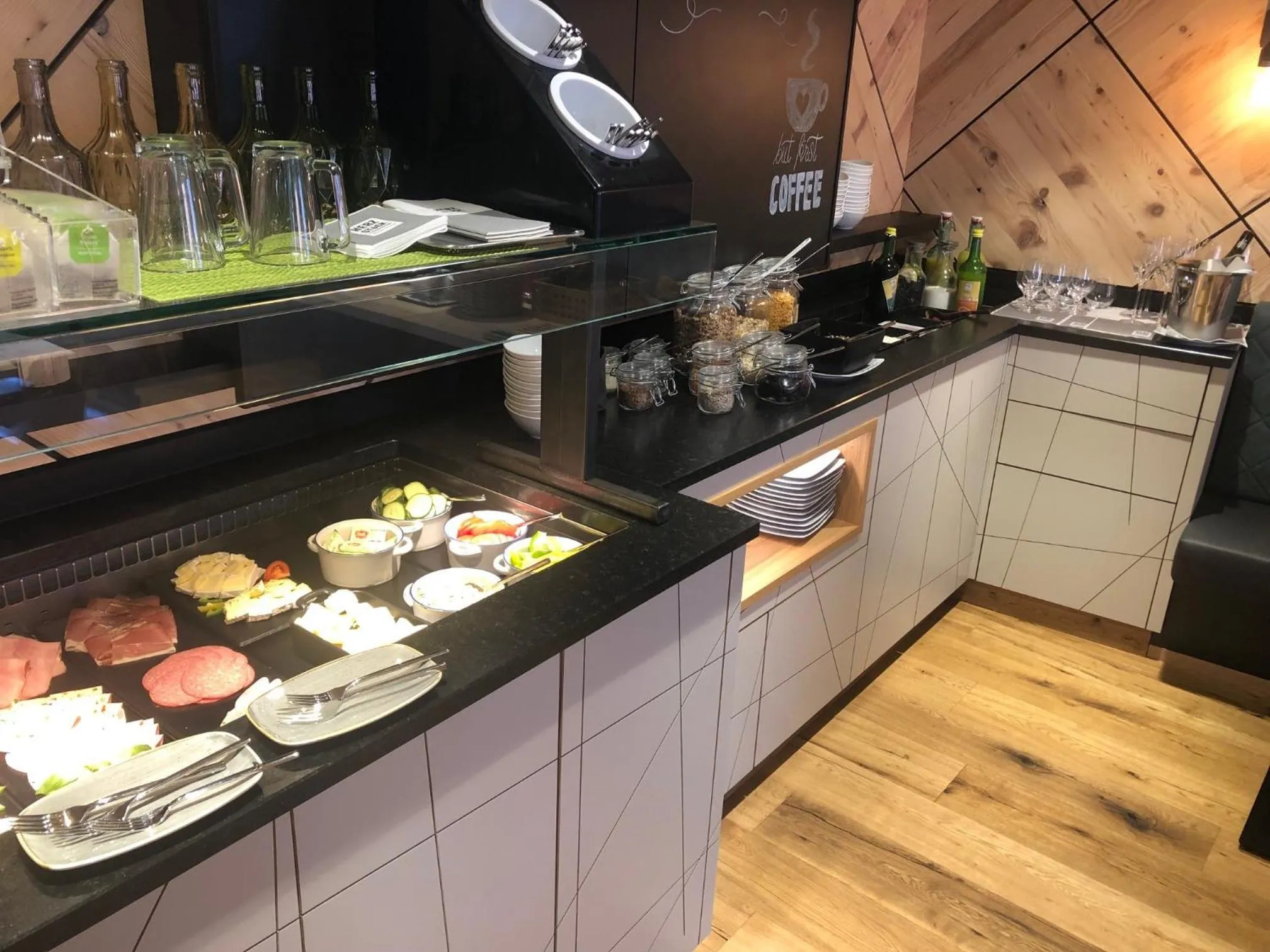 Breakfast in Hotel & Restaurant Herzstück Waldkirchen