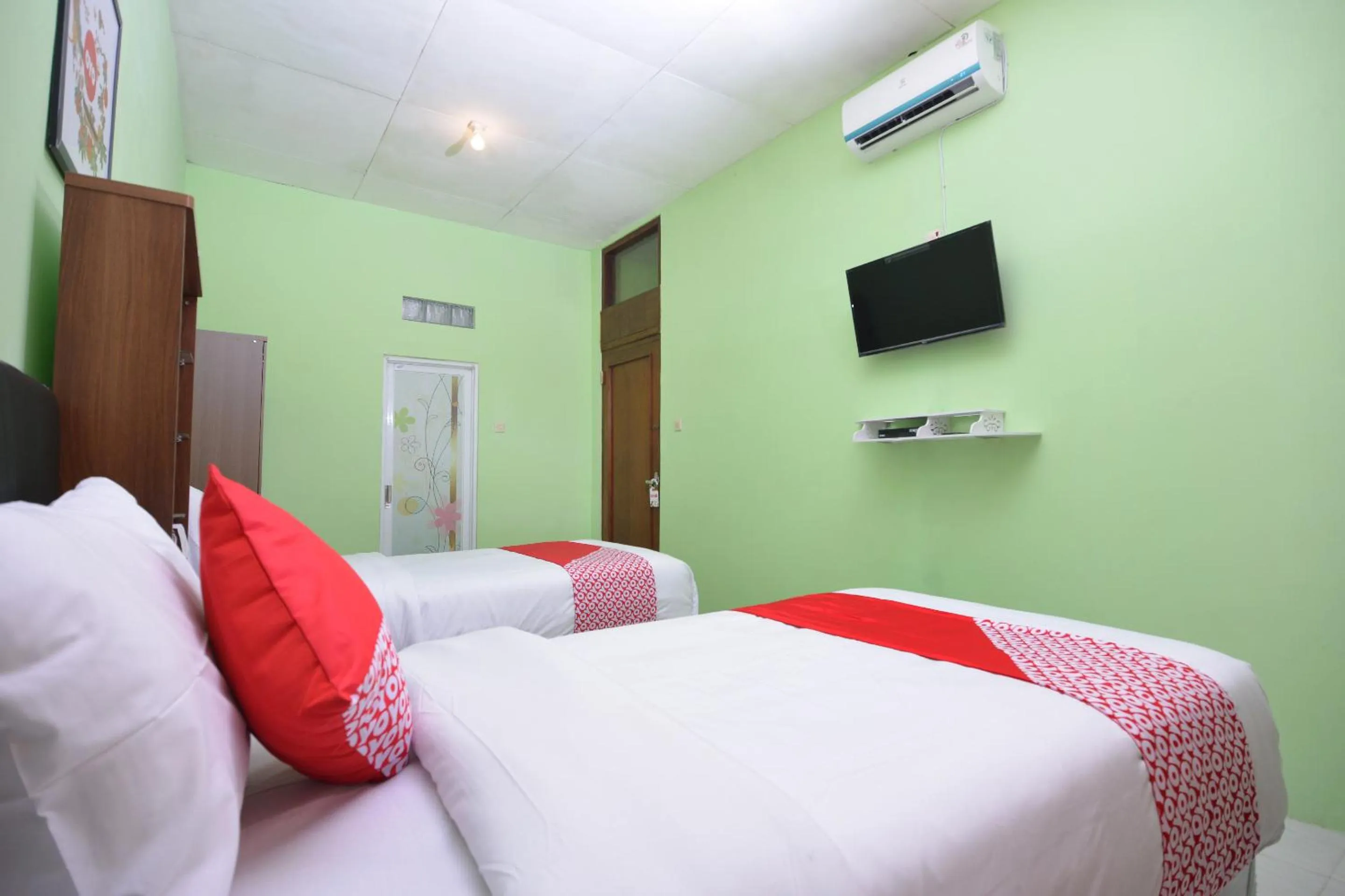 Bedroom in Super OYO 1046 Omah Pathok