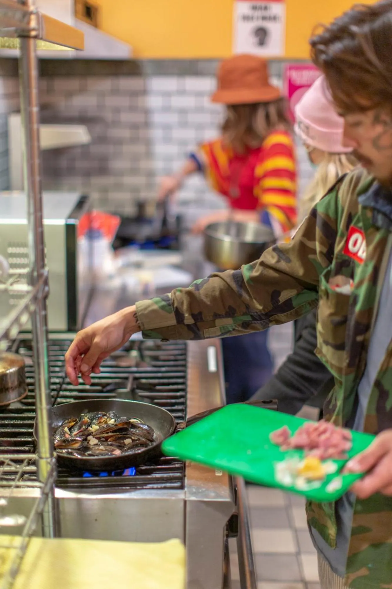 Food and drinks in Green Tortoise Hostel