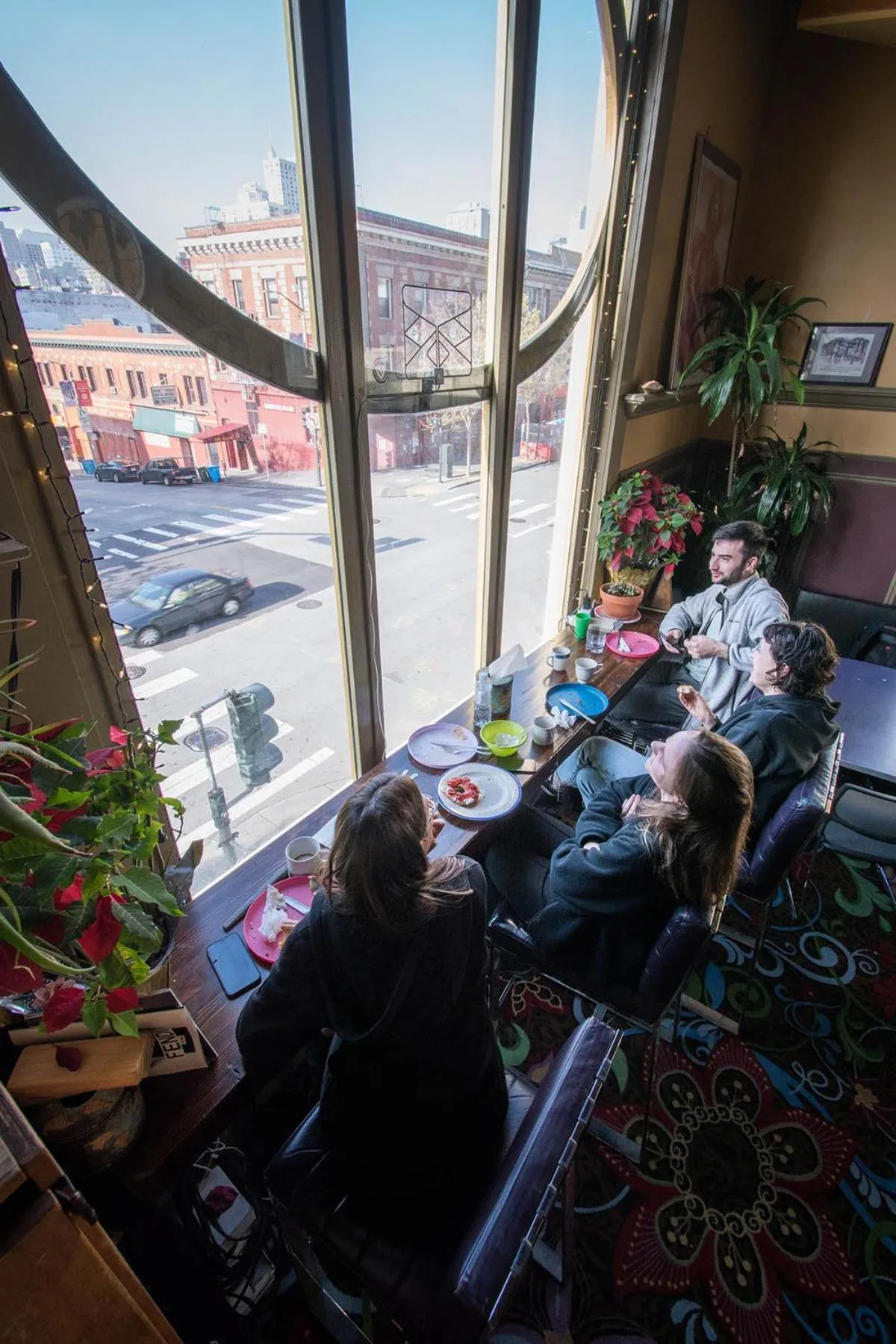 Breakfast in Green Tortoise Hostel