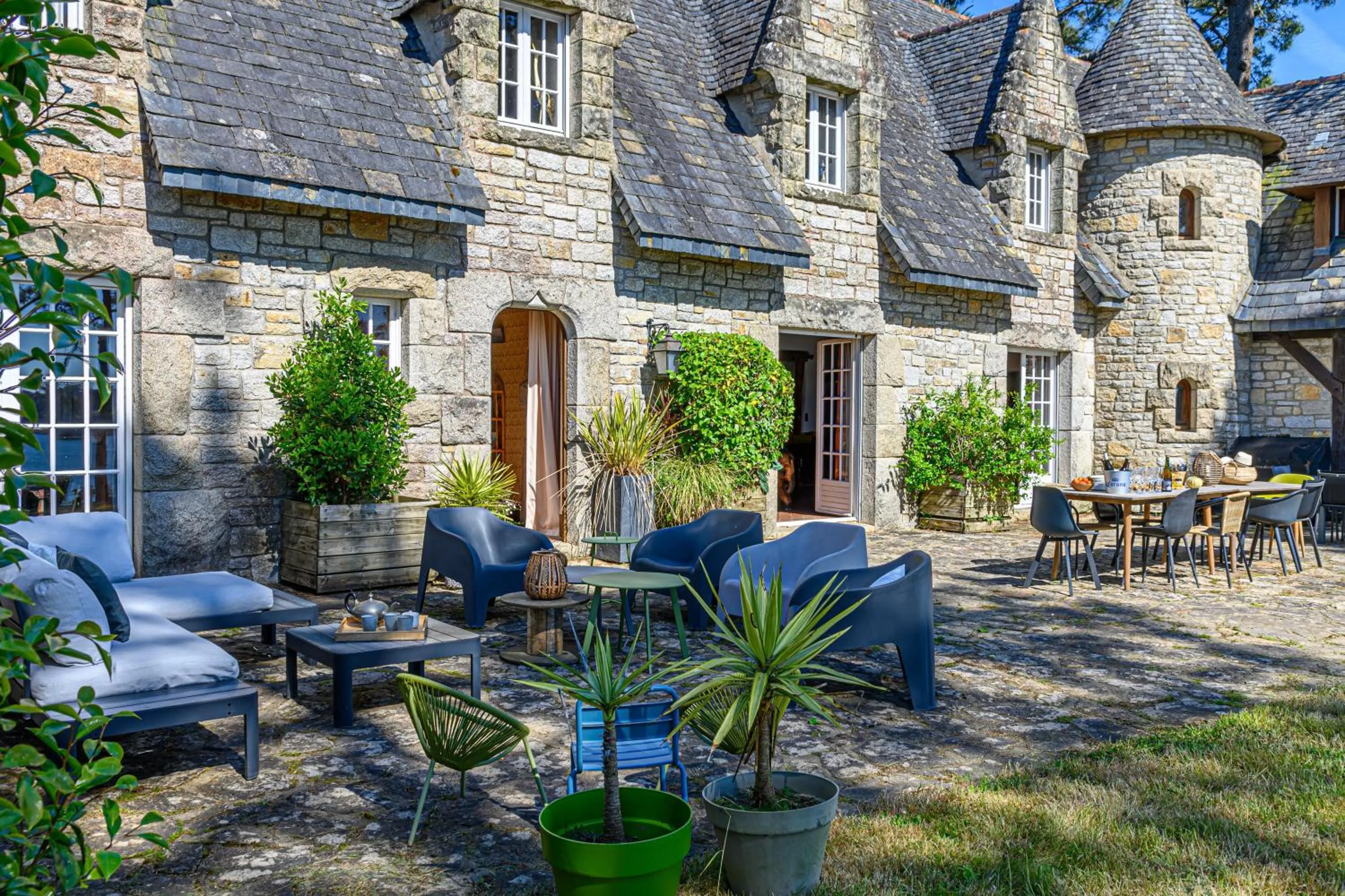 Patio in Le Manoir de Saint Brendan