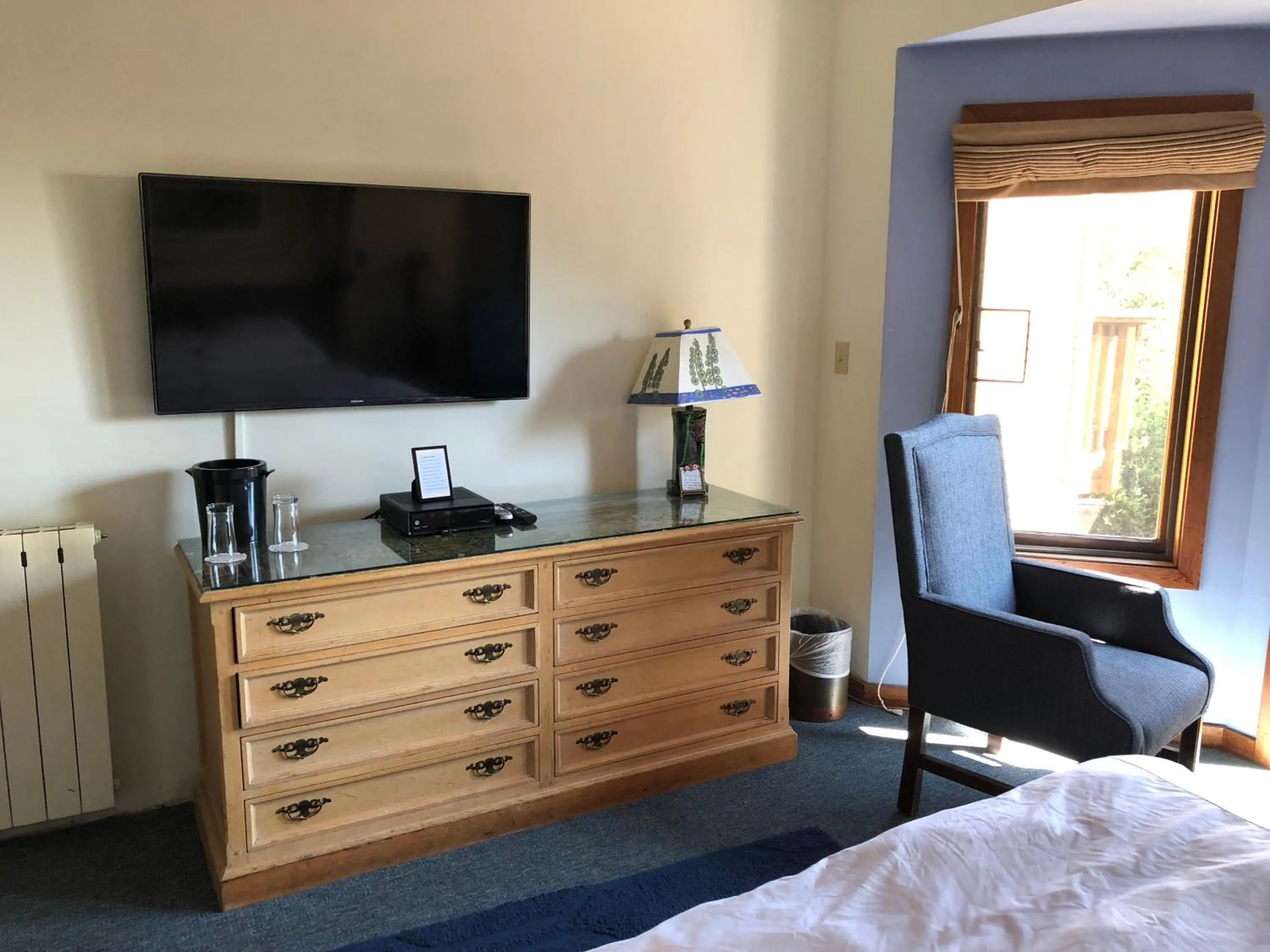 Queen Room with Spa Bath and Views in Mountain Home Inn