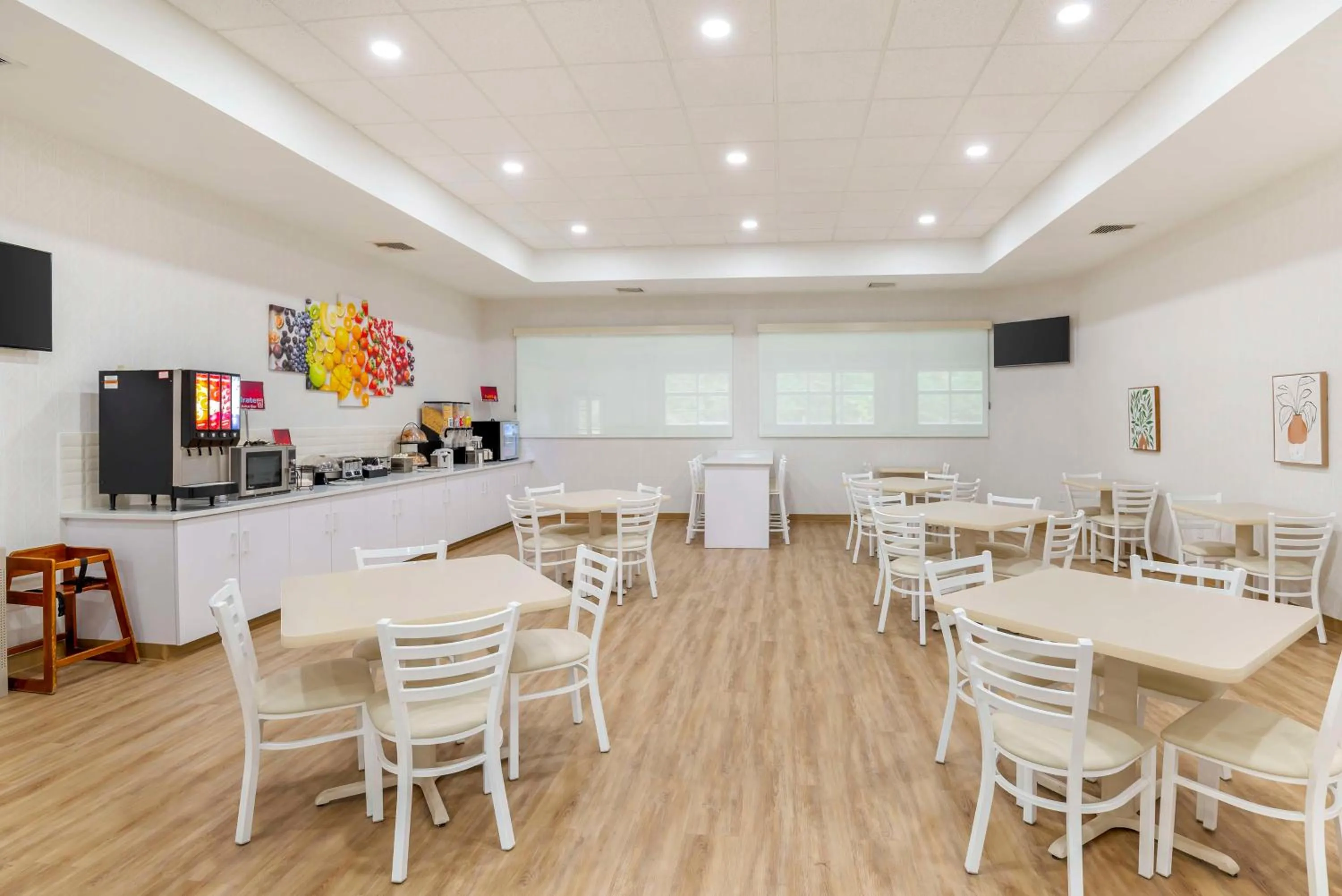 Restaurant/places to eat in Best Western Plus Crossroads Inn & Suites