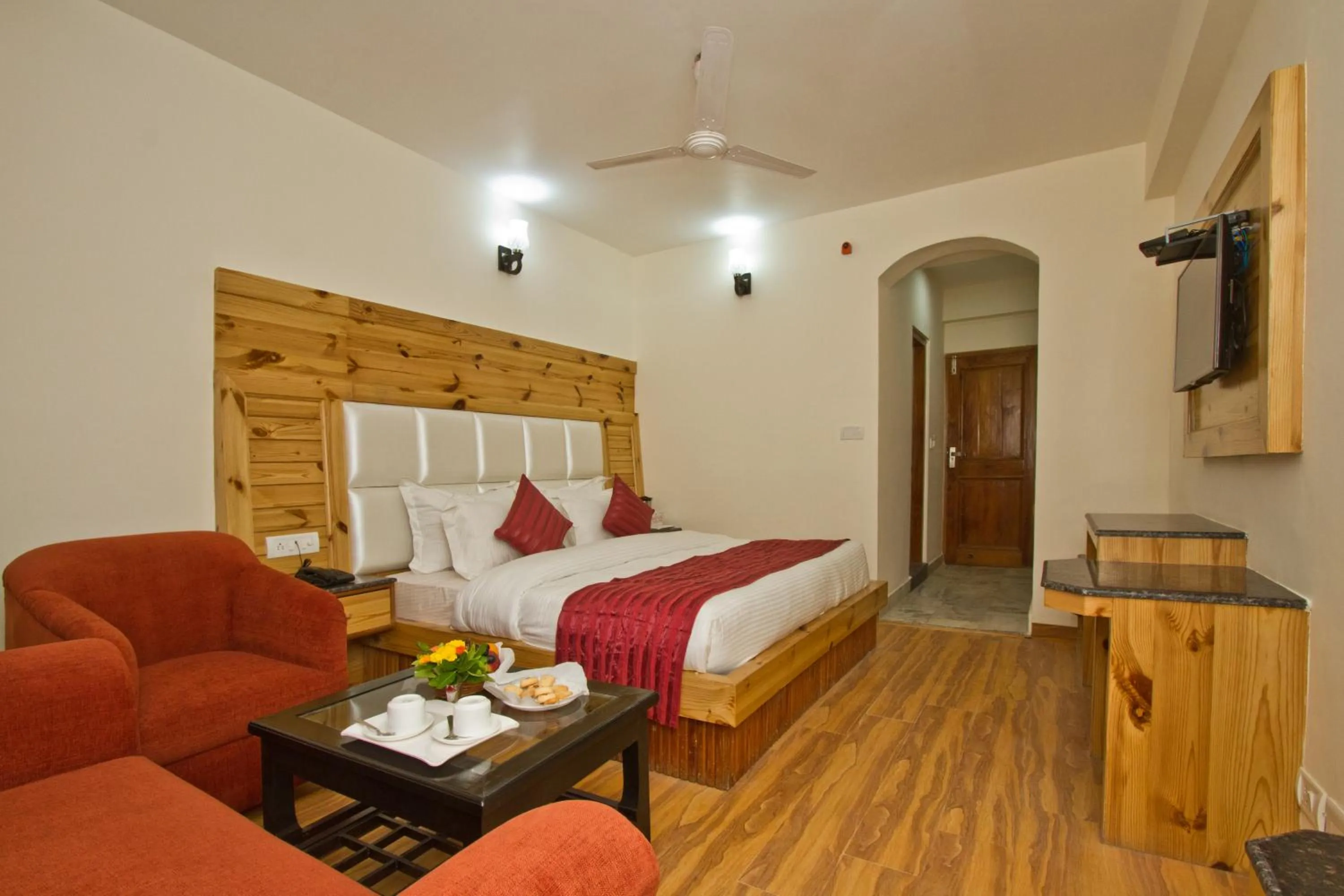 Bed in Hotel Hayer Regency