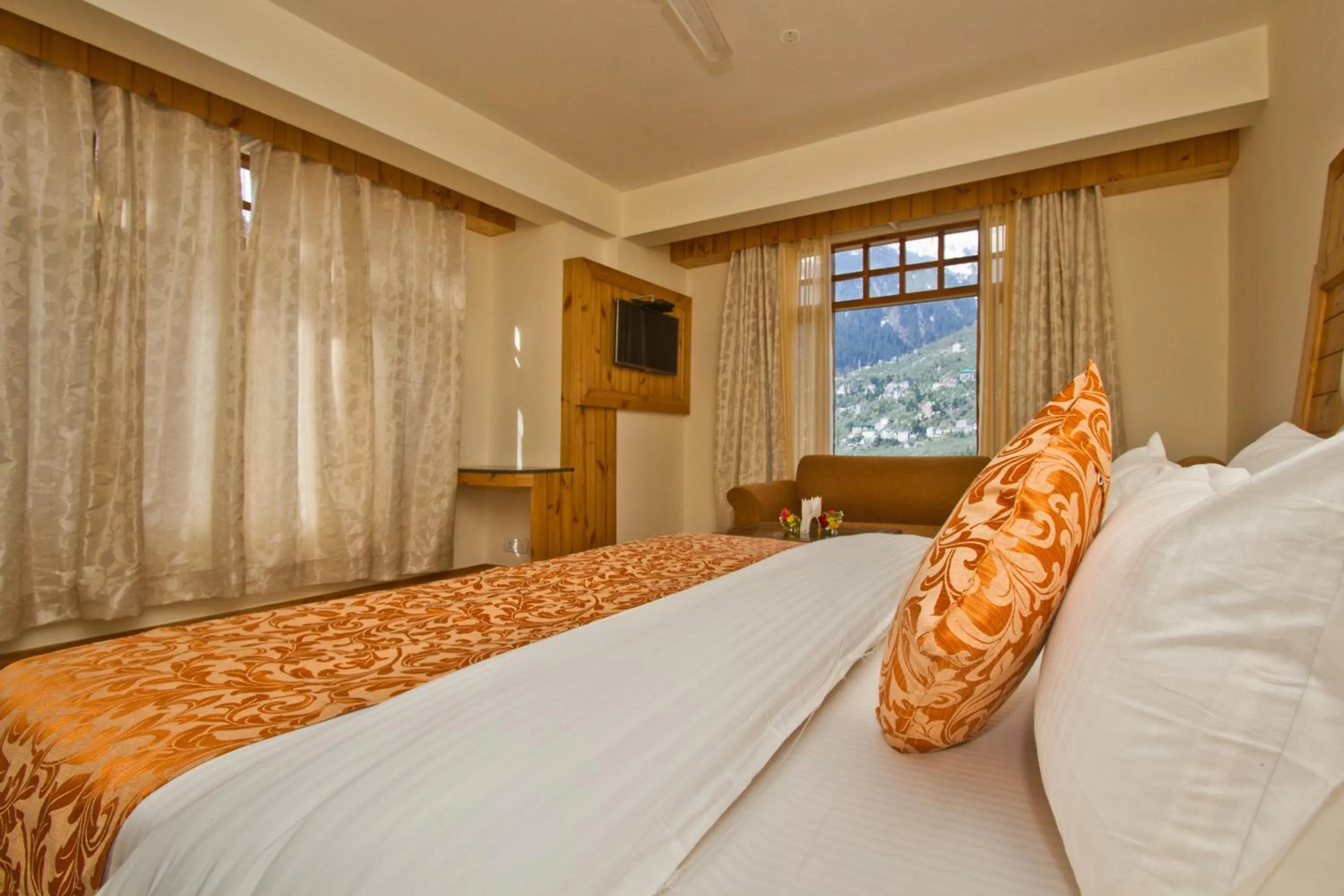 Photo of the whole room, Bed in Hotel Hayer Regency