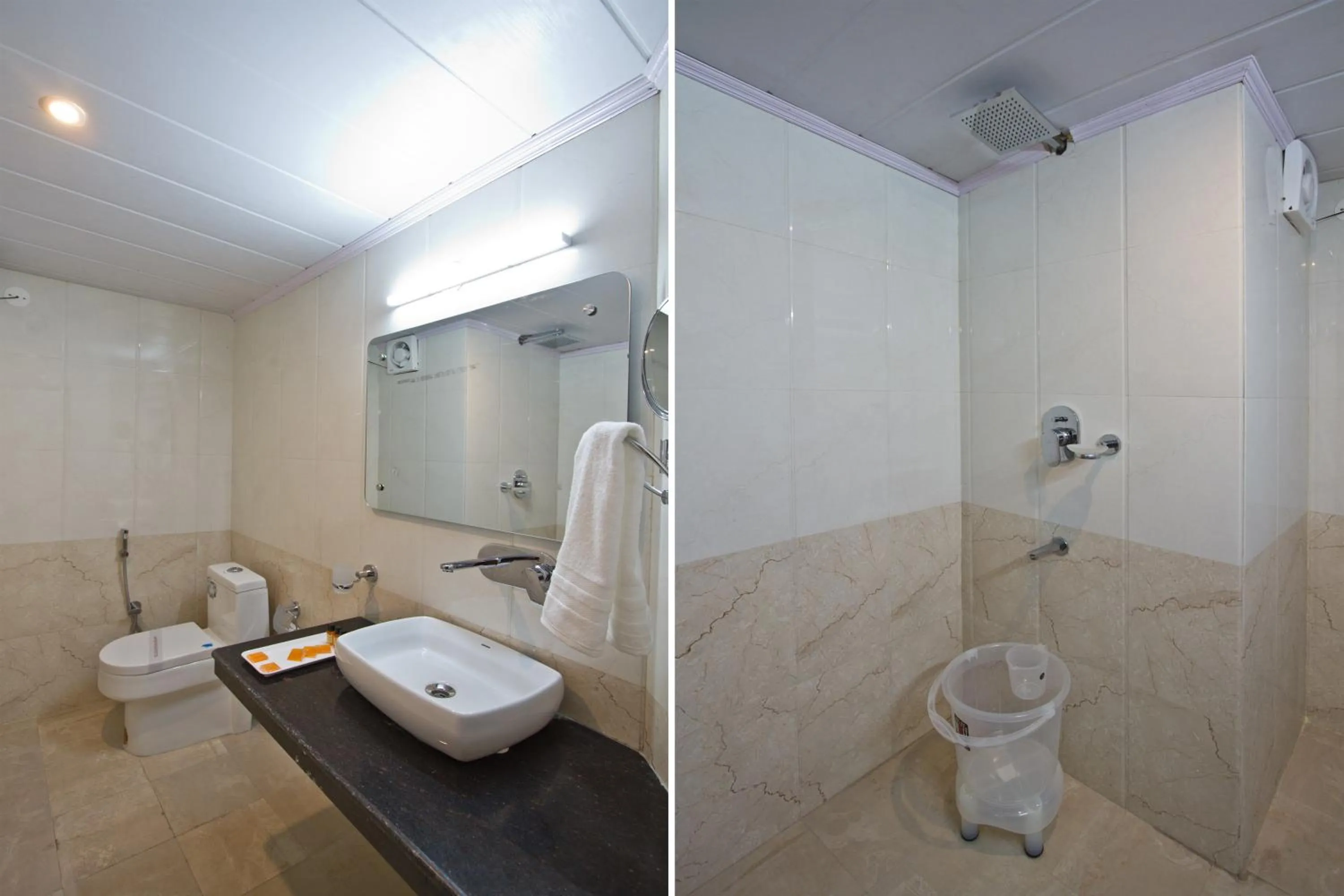 Bathroom in Hotel Hayer Regency