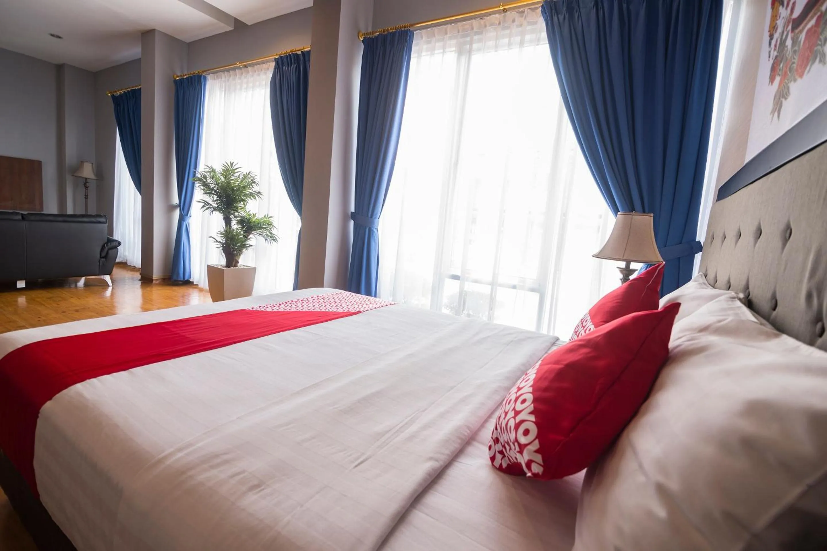 Bedroom, Bed in Hotel O Appartel Cempaka