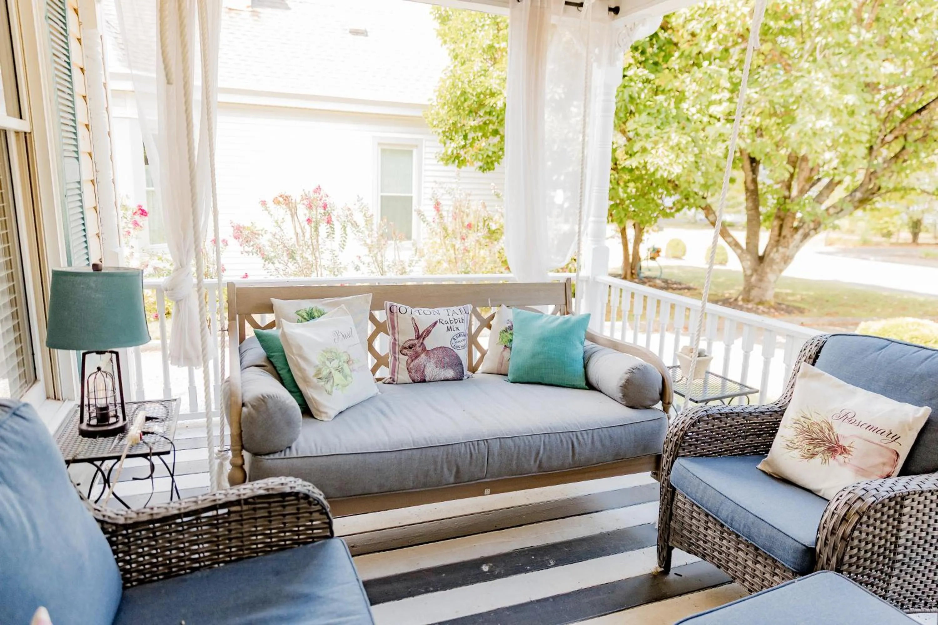 Patio in Montgomery Inn BnB