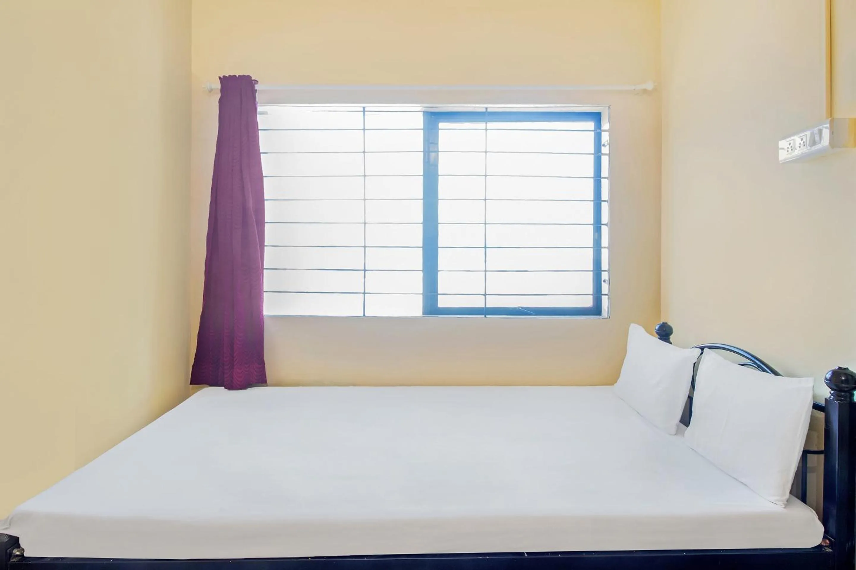 Bedroom in SPOT ON Sahara Yatri Niwas