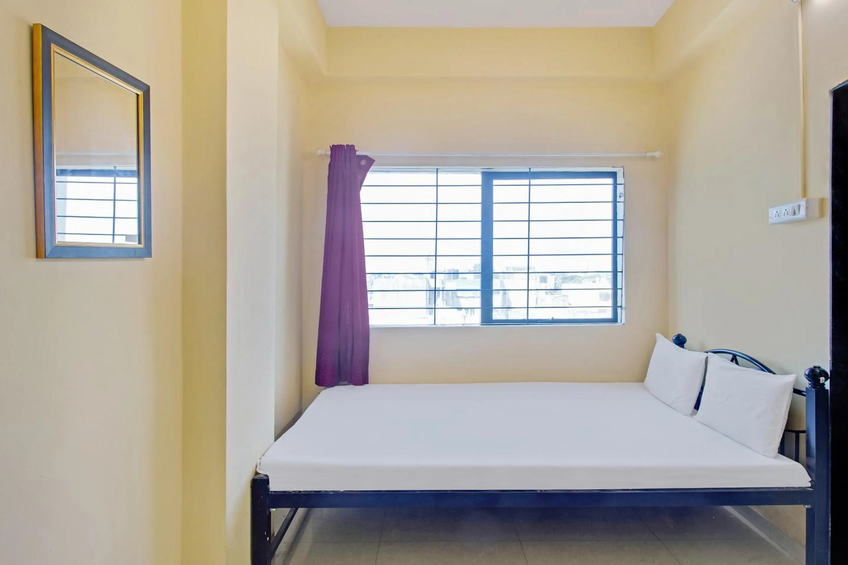 Bedroom in SPOT ON Sahara Yatri Niwas