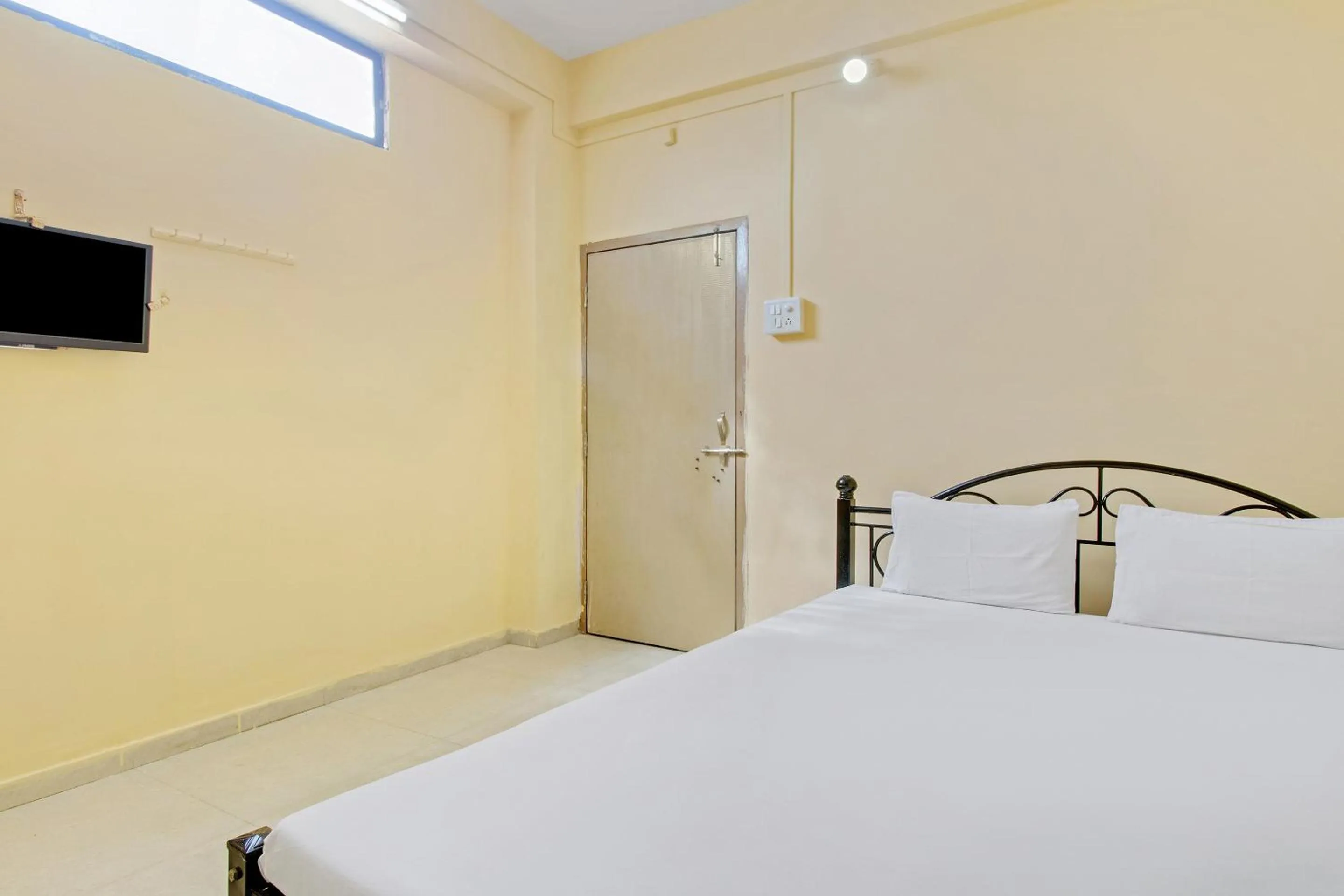 Bedroom in SPOT ON Sahara Yatri Niwas