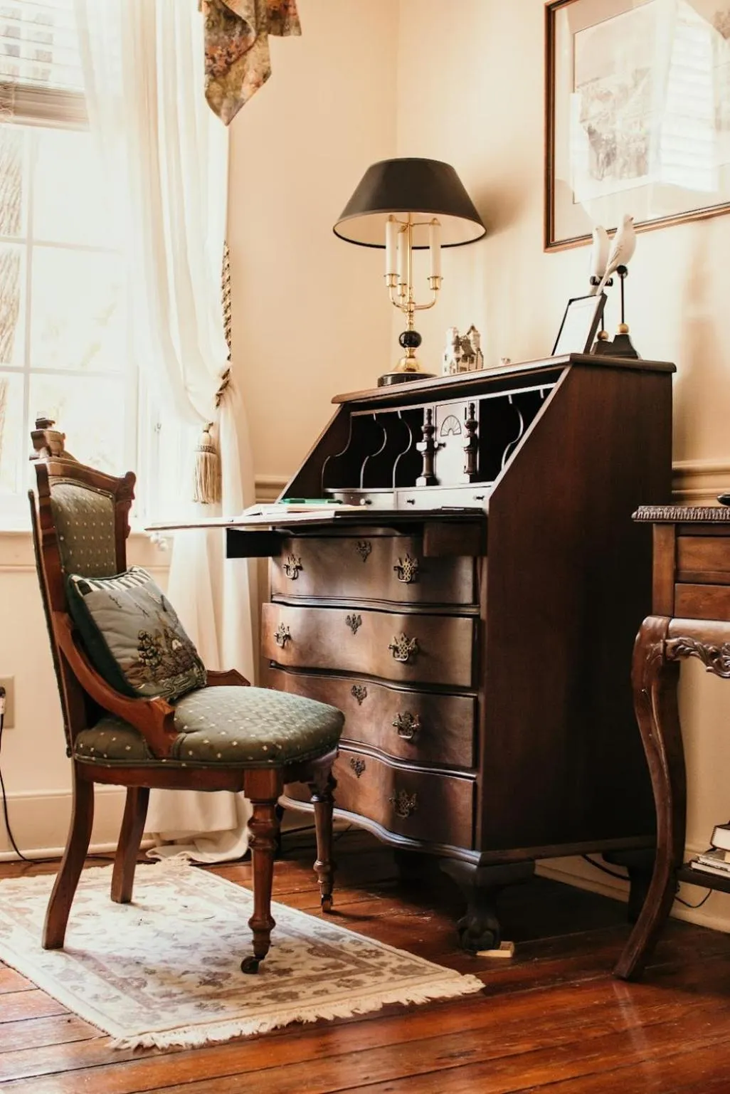 Seating area in The Richard Johnston Inn & 1890 Caroline House