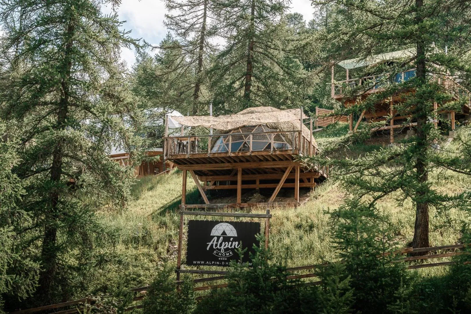 Natural landscape in Alpin D'Hôme Hôtel & Spa