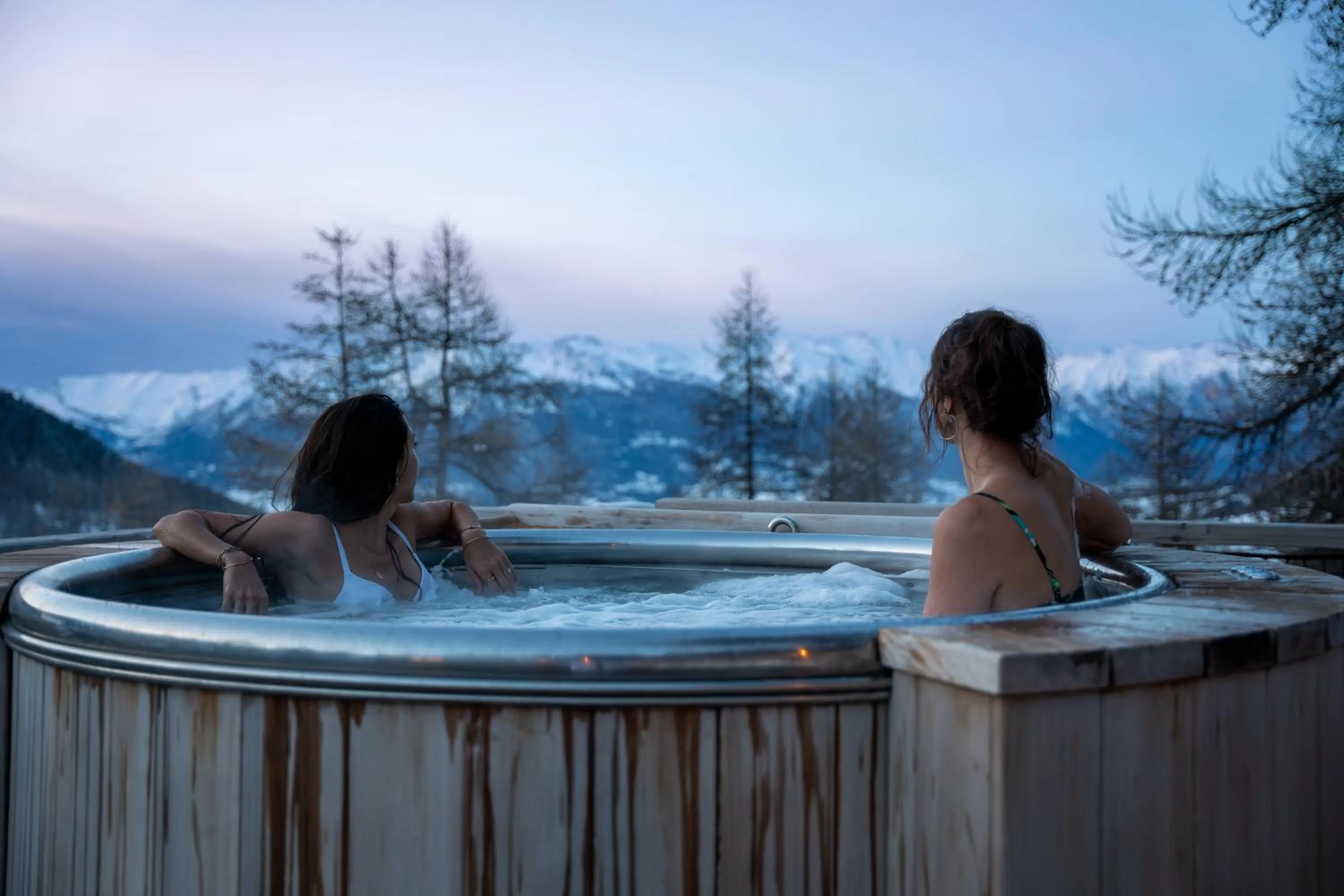 Hot Tub in Alpin D'Hôme Hôtel & Spa