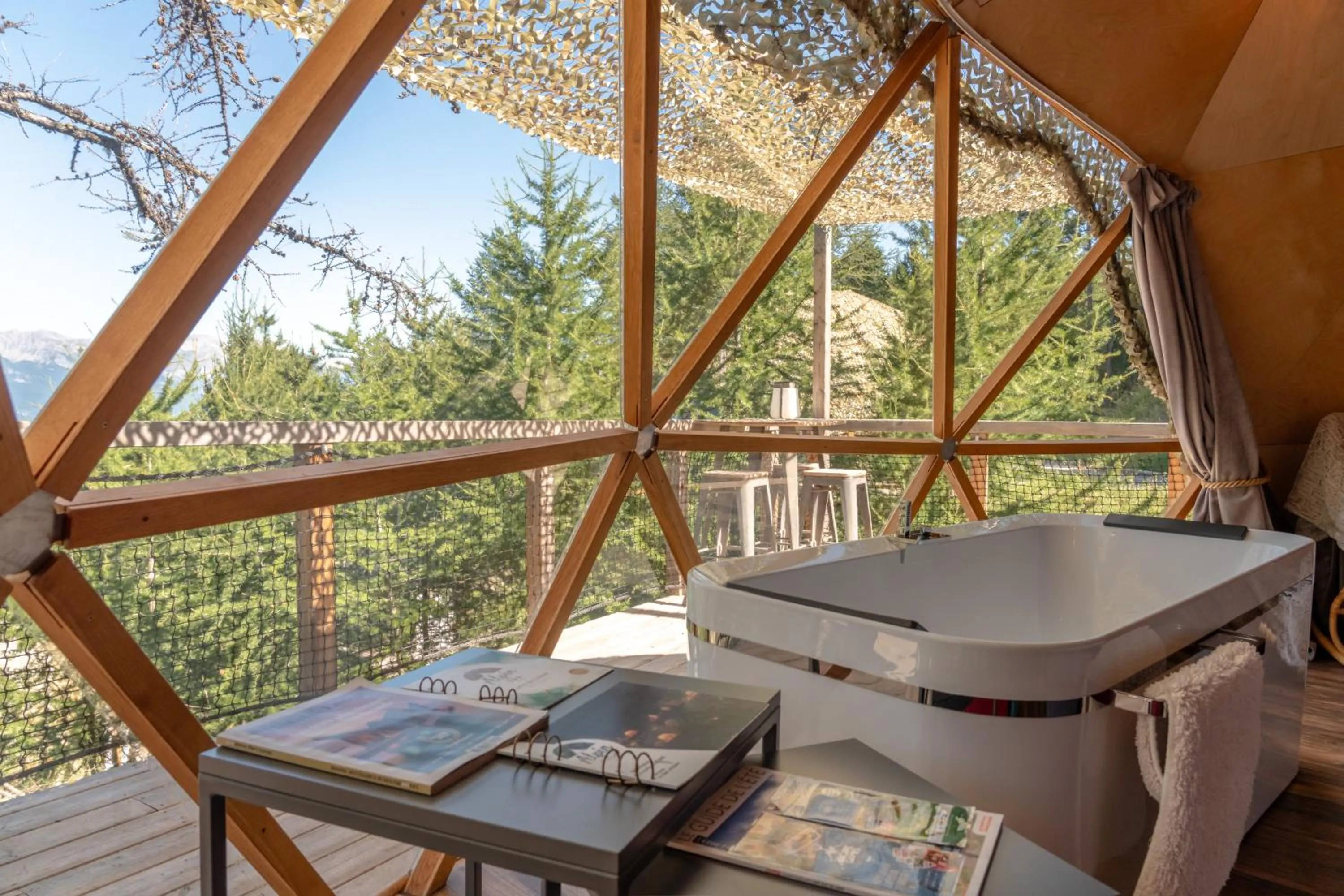 Bedroom in Alpin D'Hôme Hôtel & Spa