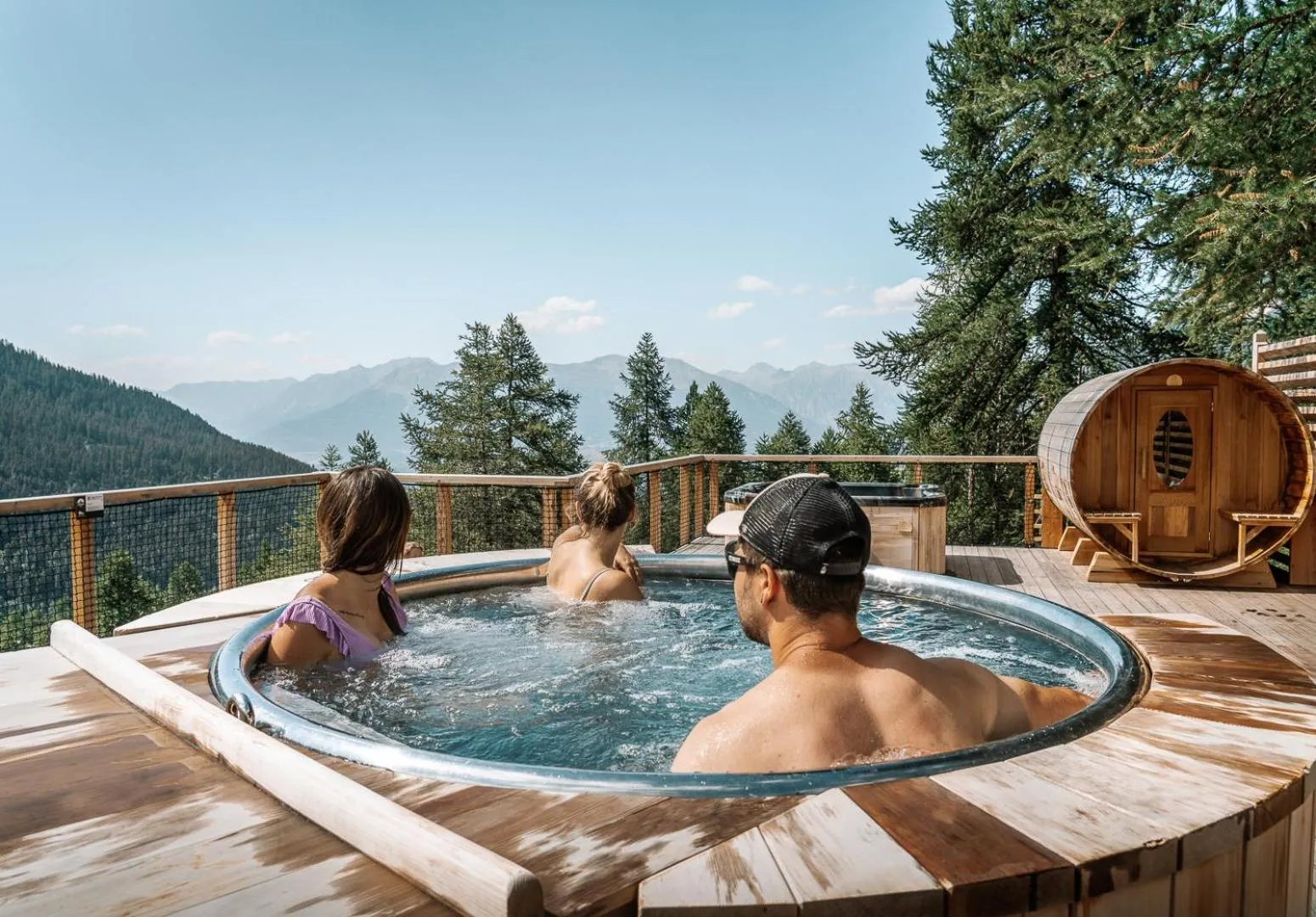 Hot Tub in Alpin D'Hôme Hôtel & Spa