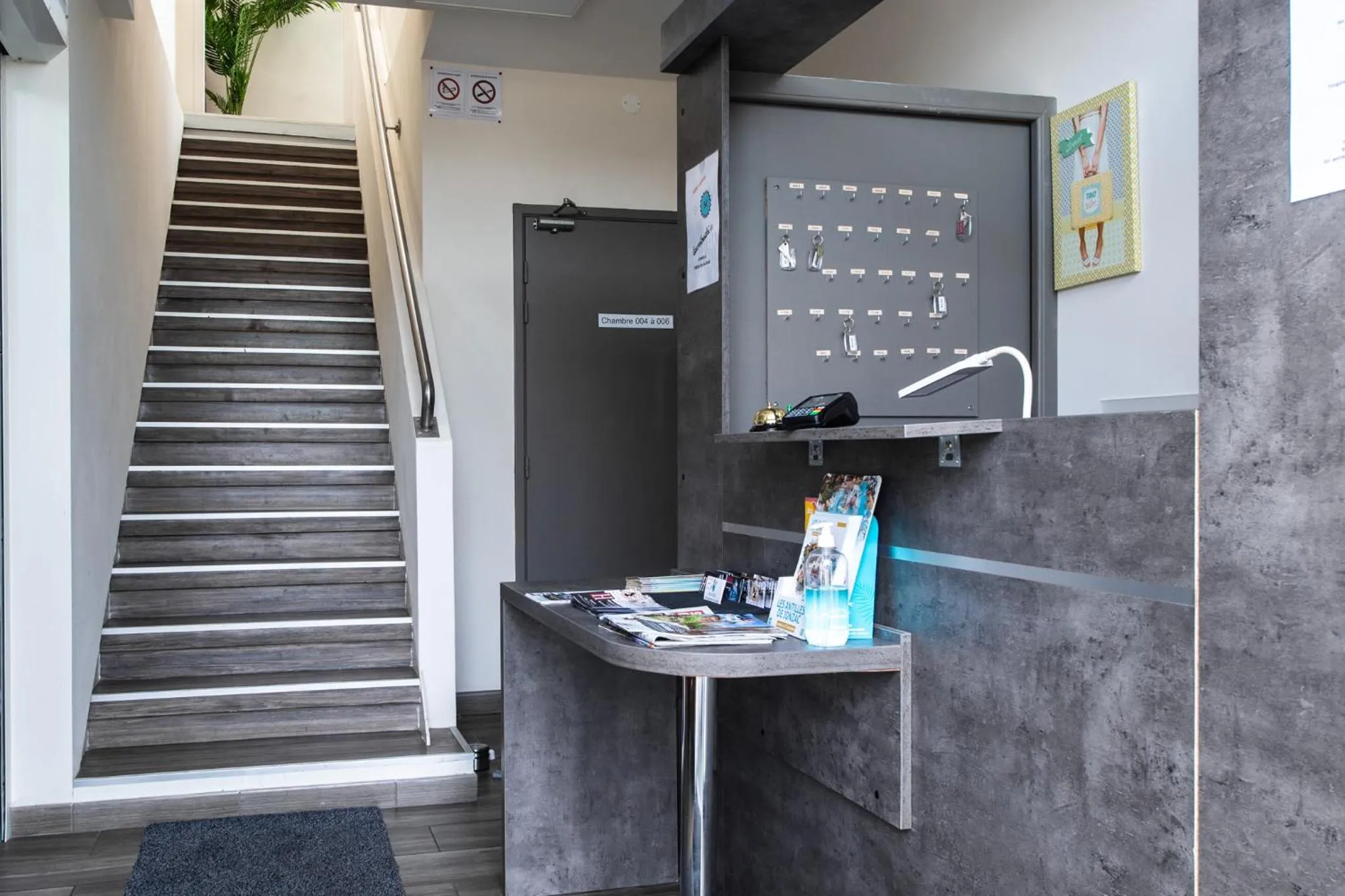 Lobby or reception in Hôtel de la Gare