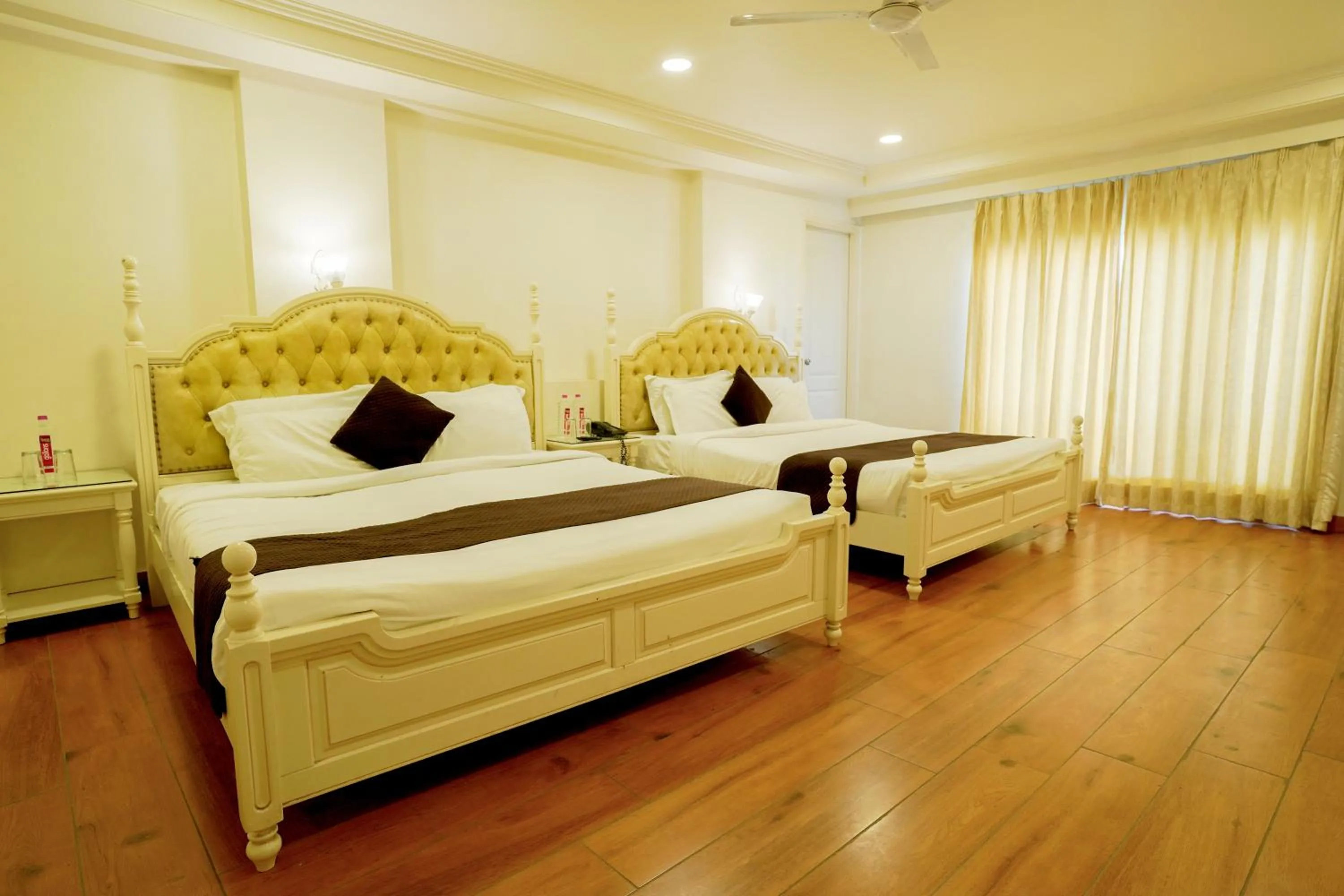 Bed in Hotel Magenta Jaipur