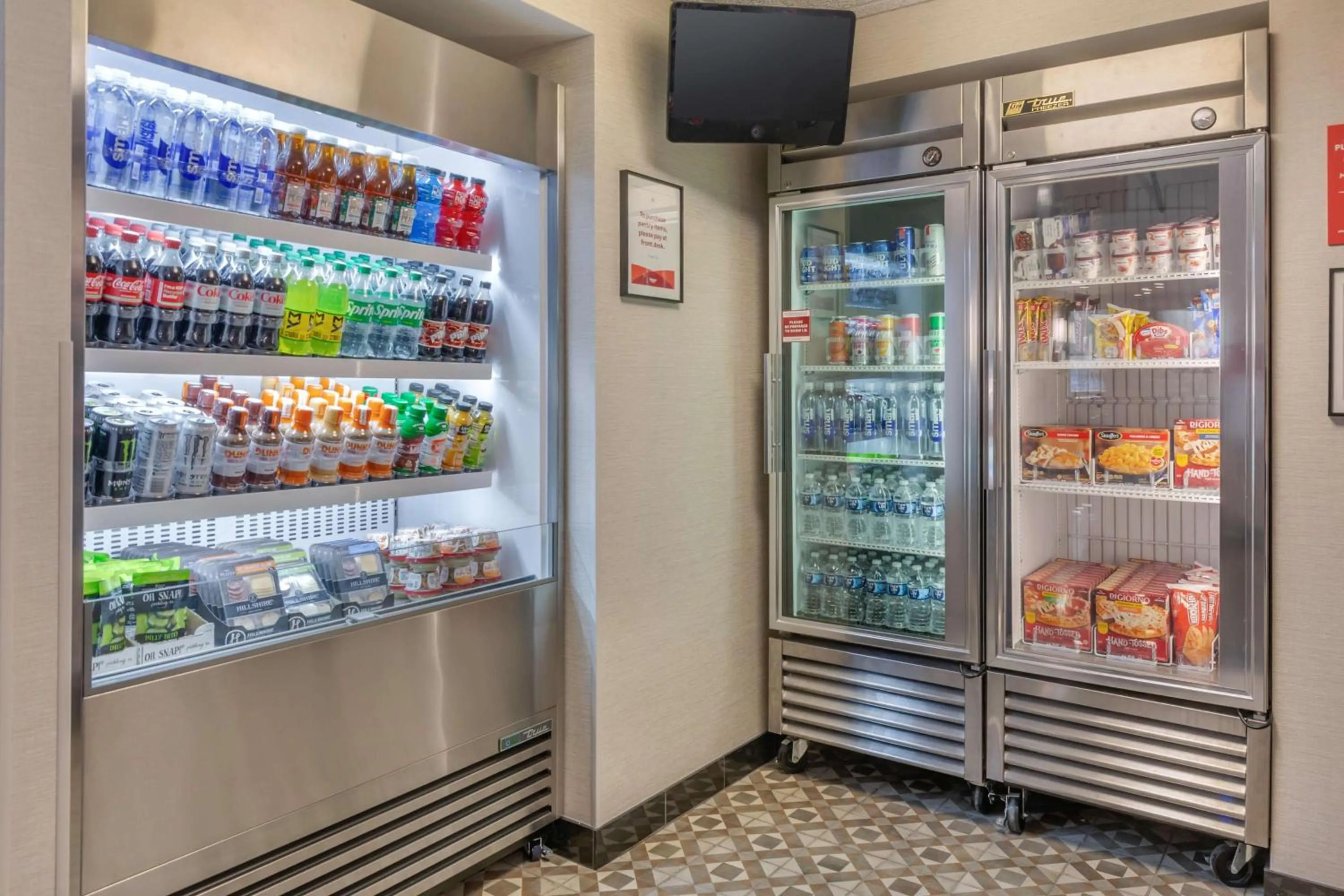 Property building in Drury Inn & Suites St. Louis-Southwest