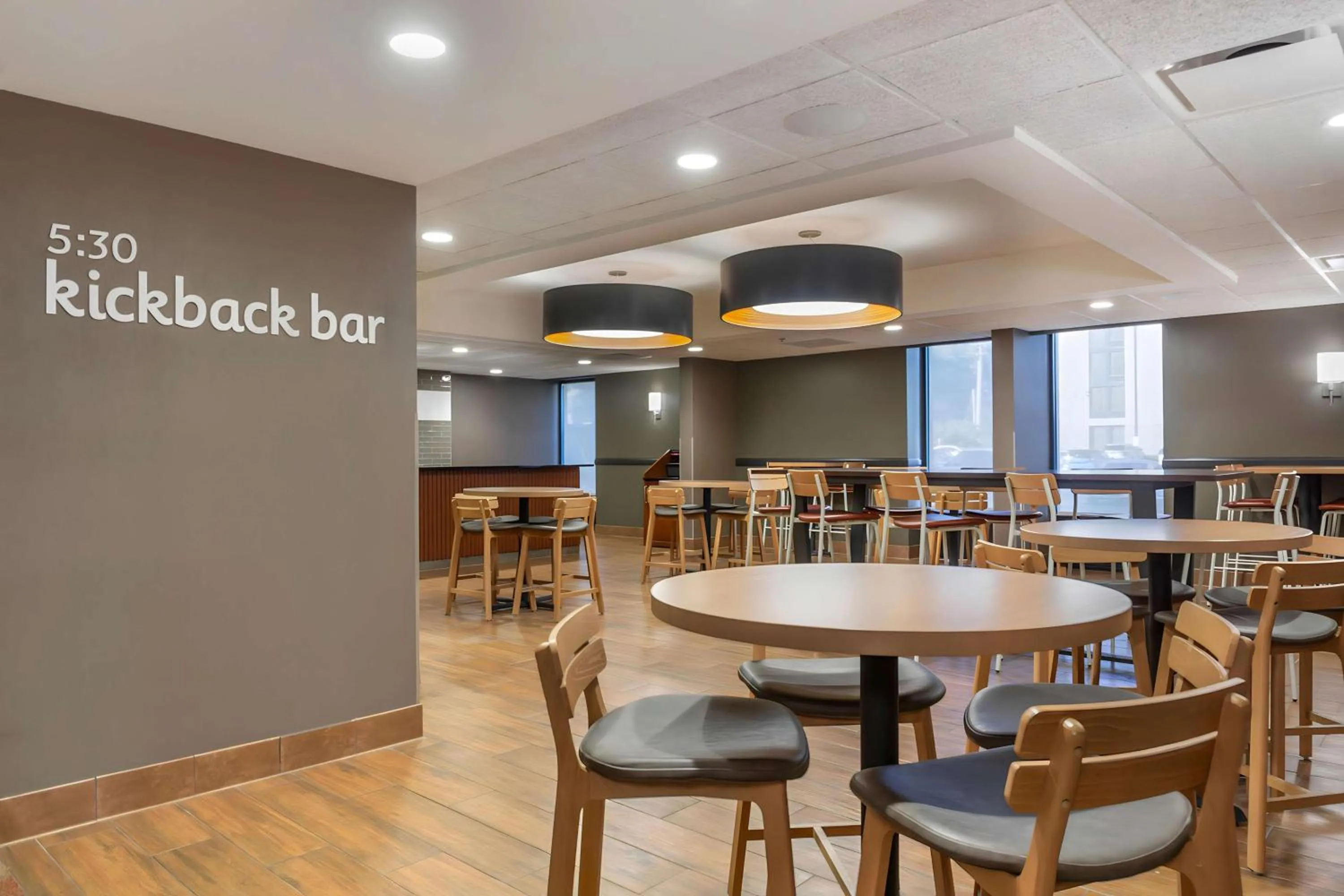 Lounge or bar in Drury Inn & Suites St. Louis-Southwest