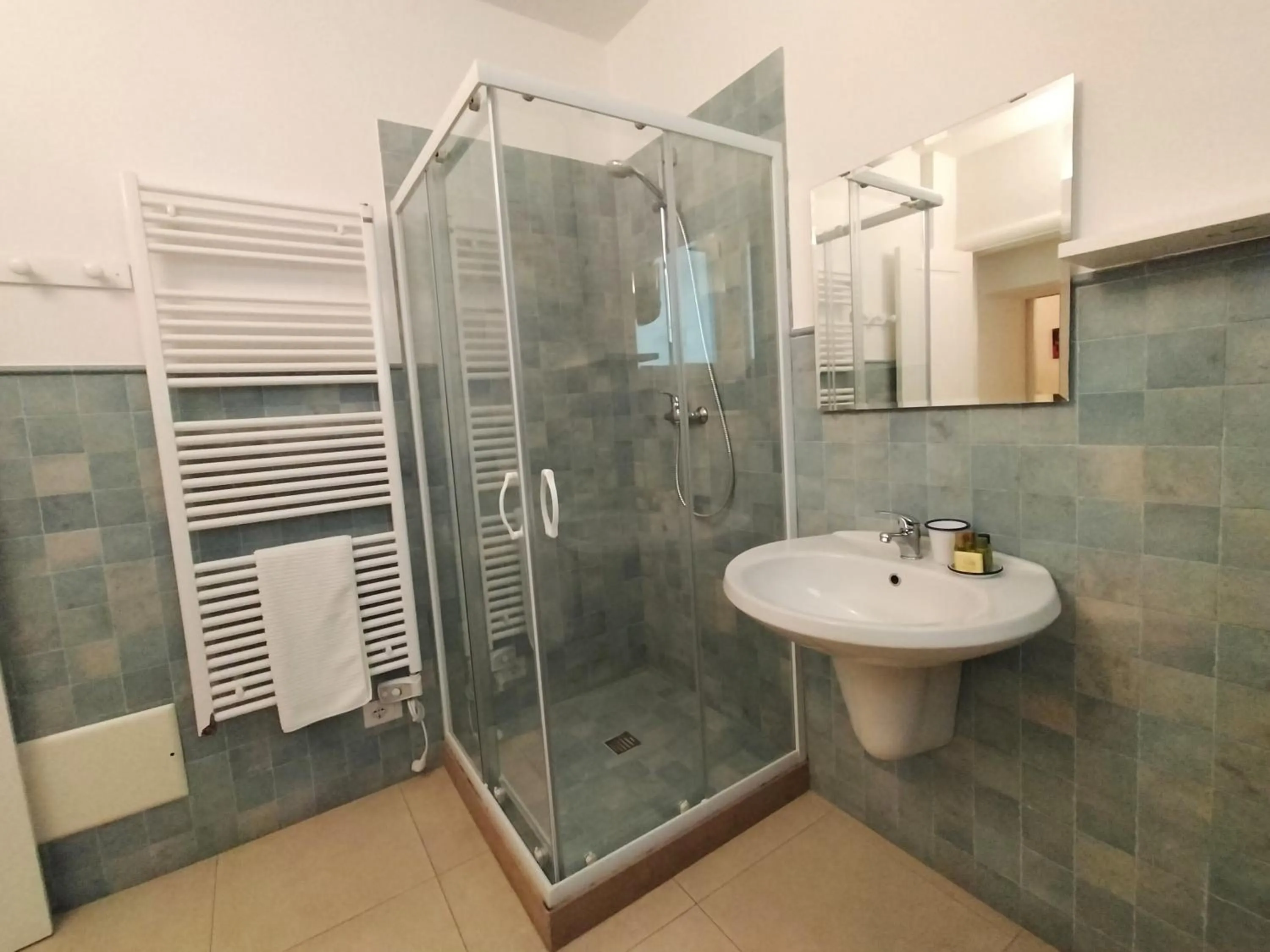 Shower in Casa Mamma Elvira