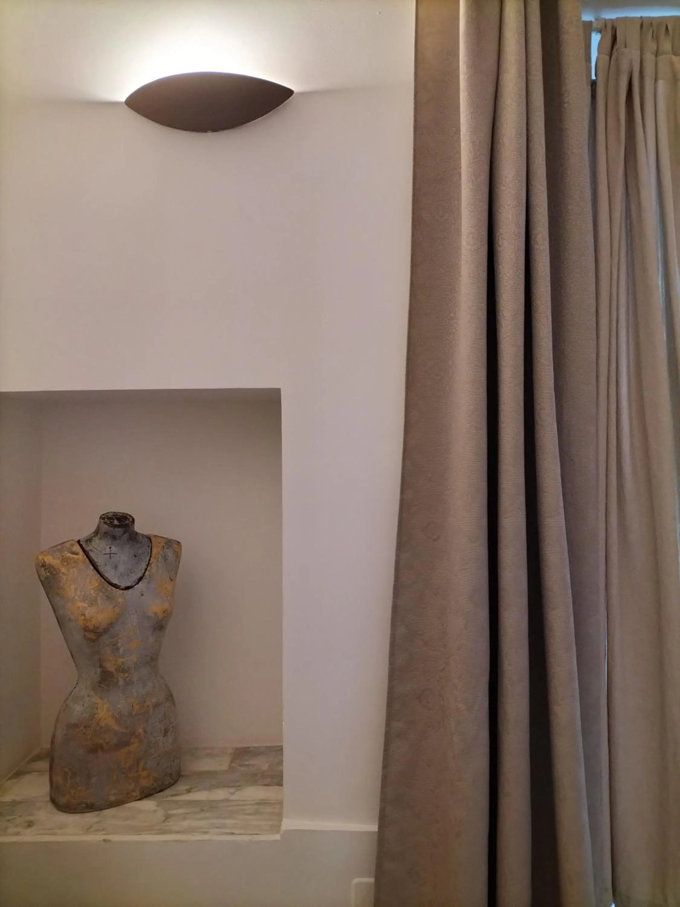 Decorative detail in Casa Mamma Elvira