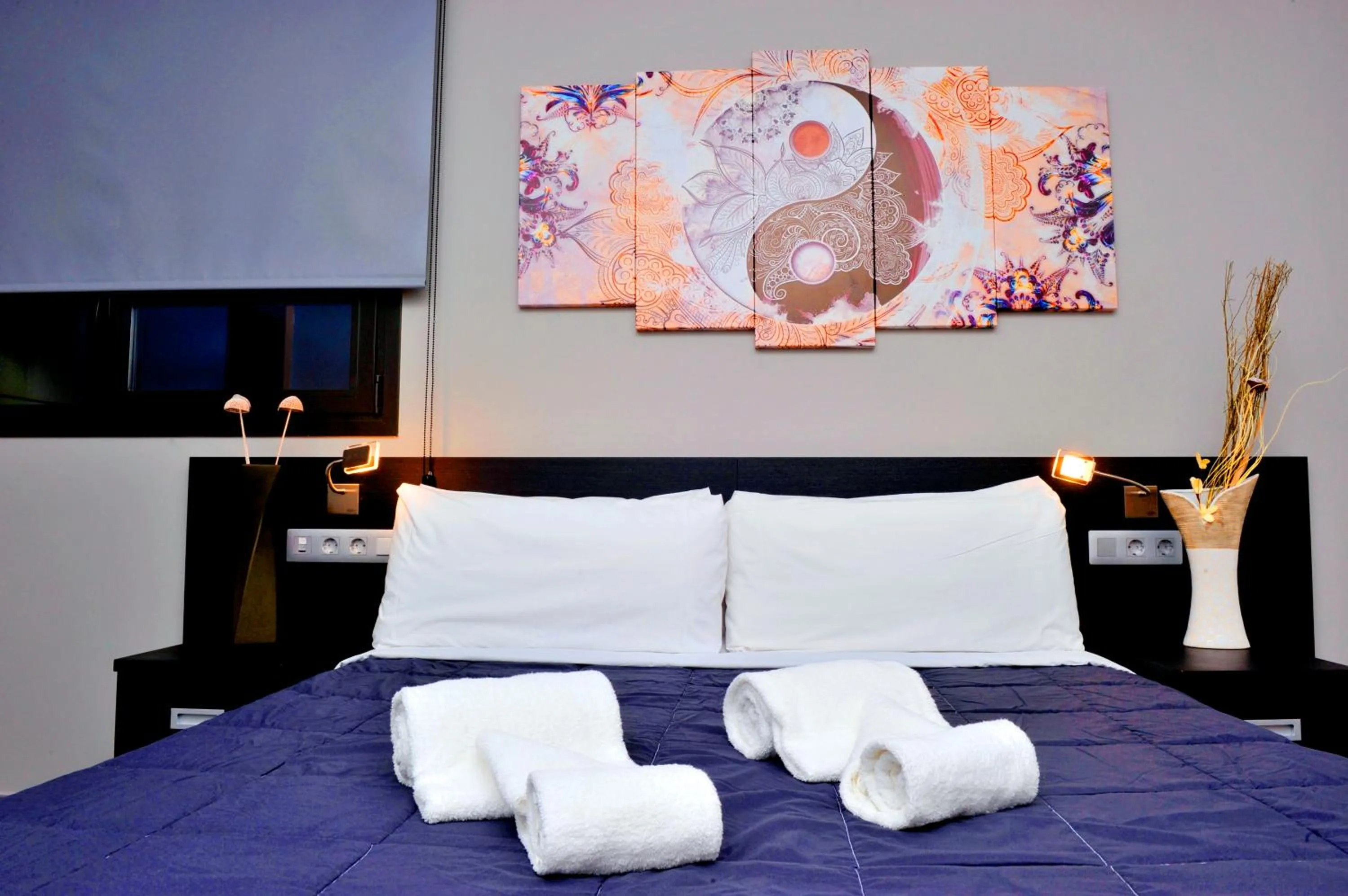 Bedroom, Bed in 6 Bis HOTEL