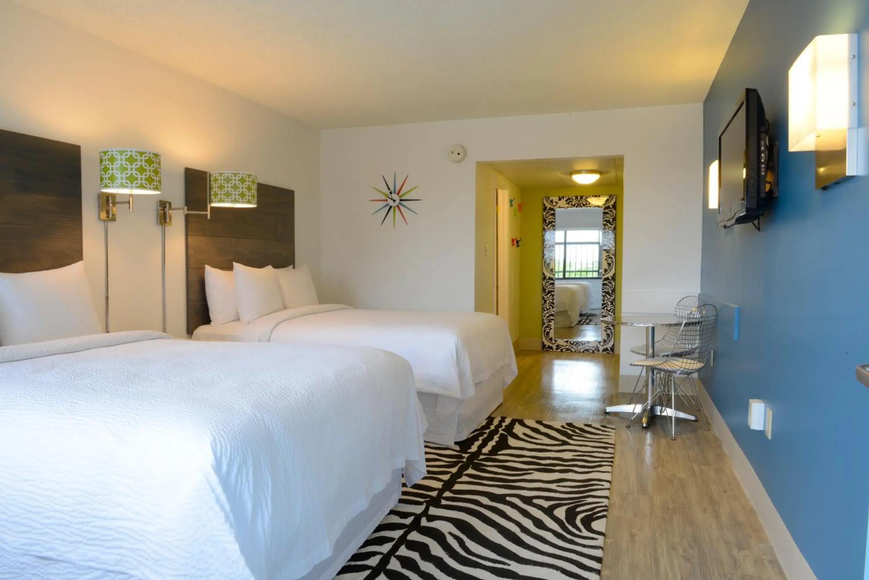 Standard Double Room with Two Double Beds in Beach House Dewey Standard Double Room with Two Double Beds in Beach House Dewey