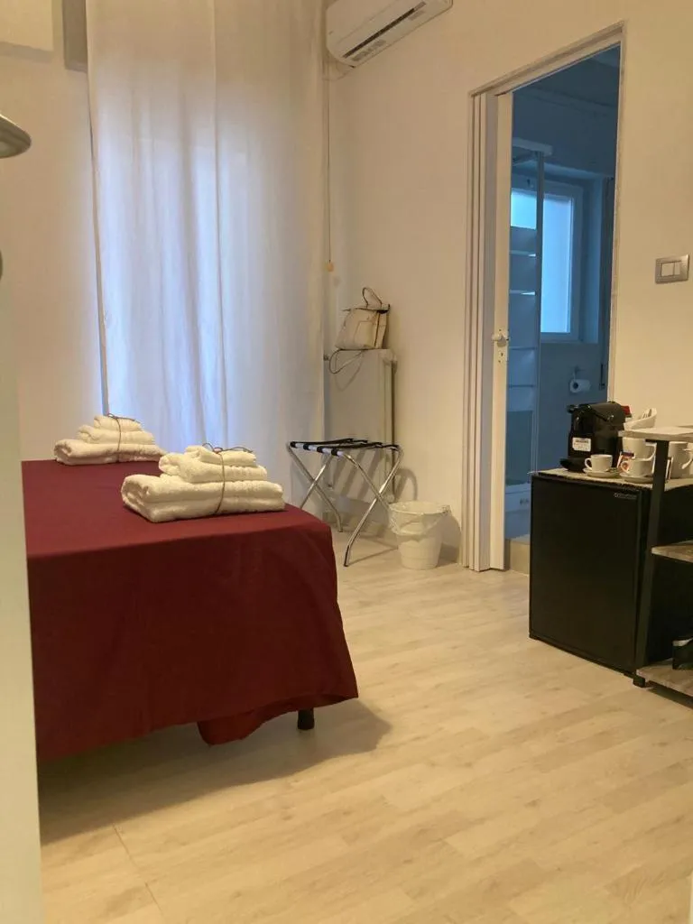 Gatto Bianco Picone 19